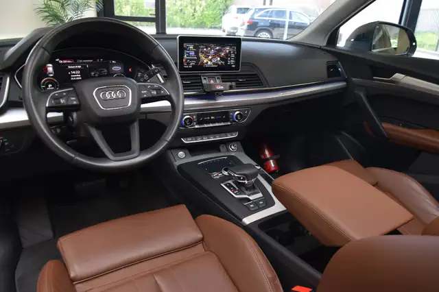 Audi Q5 view 15