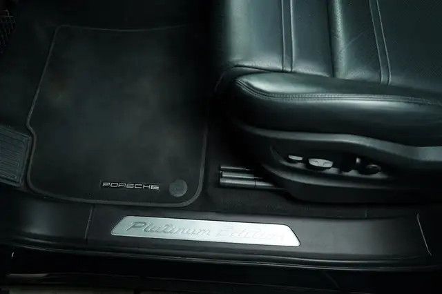 Porsche Cayenne E-Hybrid Platinum Edition Ansicht 20