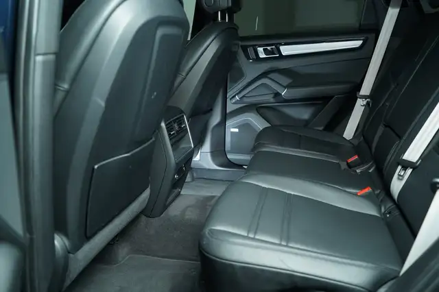 Porsche Cayenne E-Hybrid Platinum Edition Ansicht 16