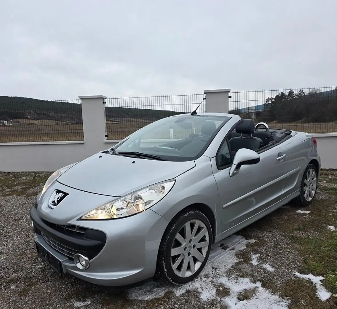 Peugeot 207 207 CC 16V Silber - 1