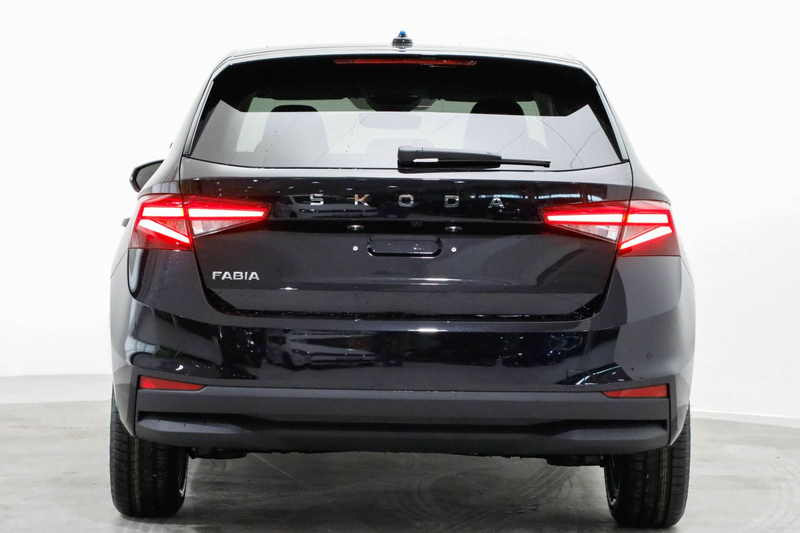 Skoda Fabia Tour 1,0 TSI 85 kW 7-Gang-DSG — photo 9