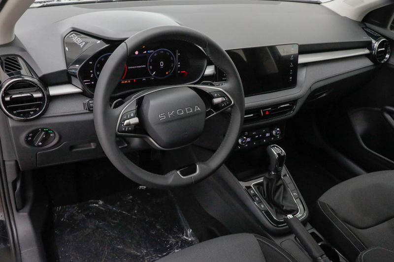 Skoda Fabia Tour 1,0 TSI 85 kW 7-Gang-DSG — photo 14
