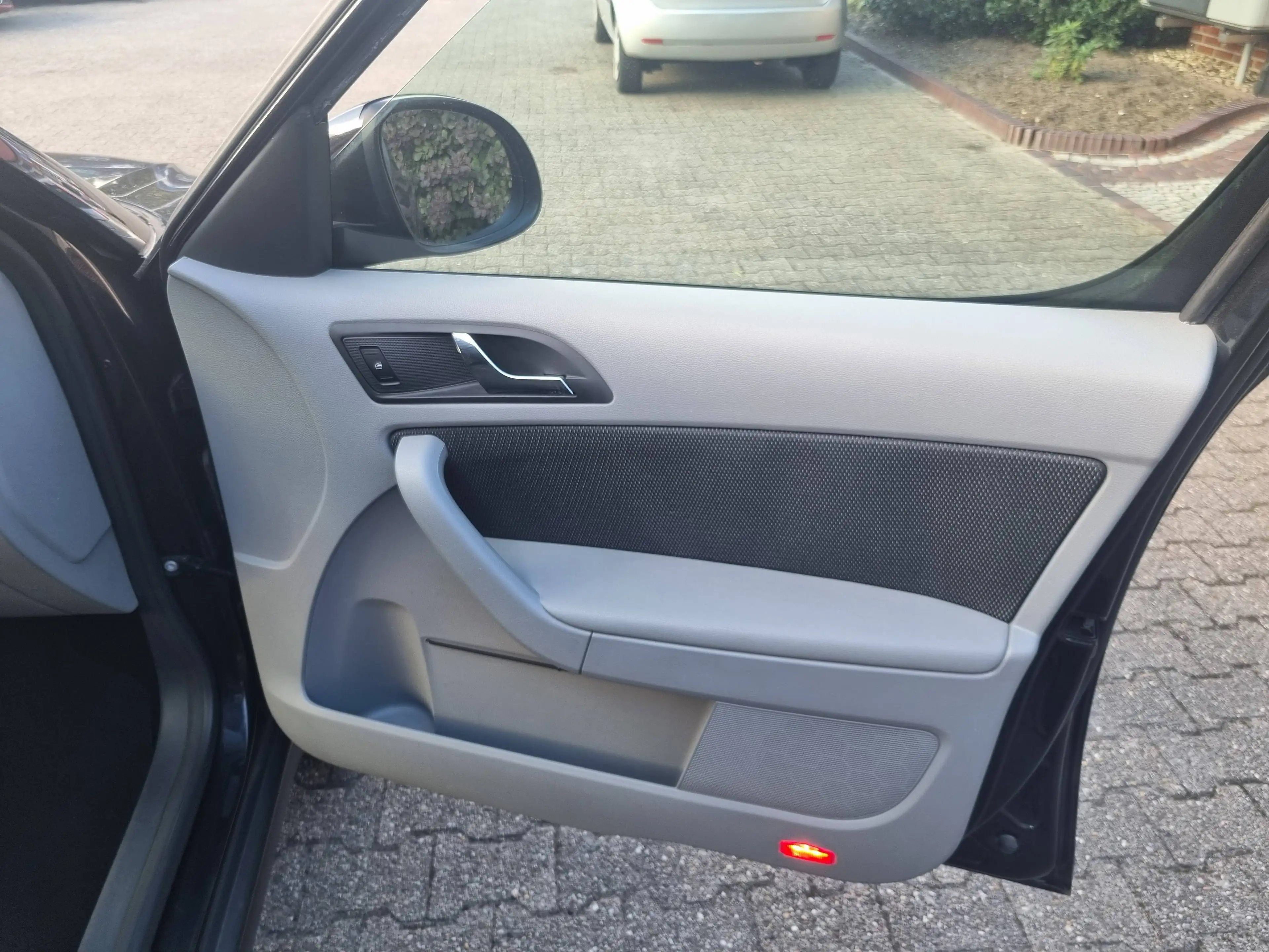 Skoda Yeti Yeti 1.4 TSI Ambition — photo 19