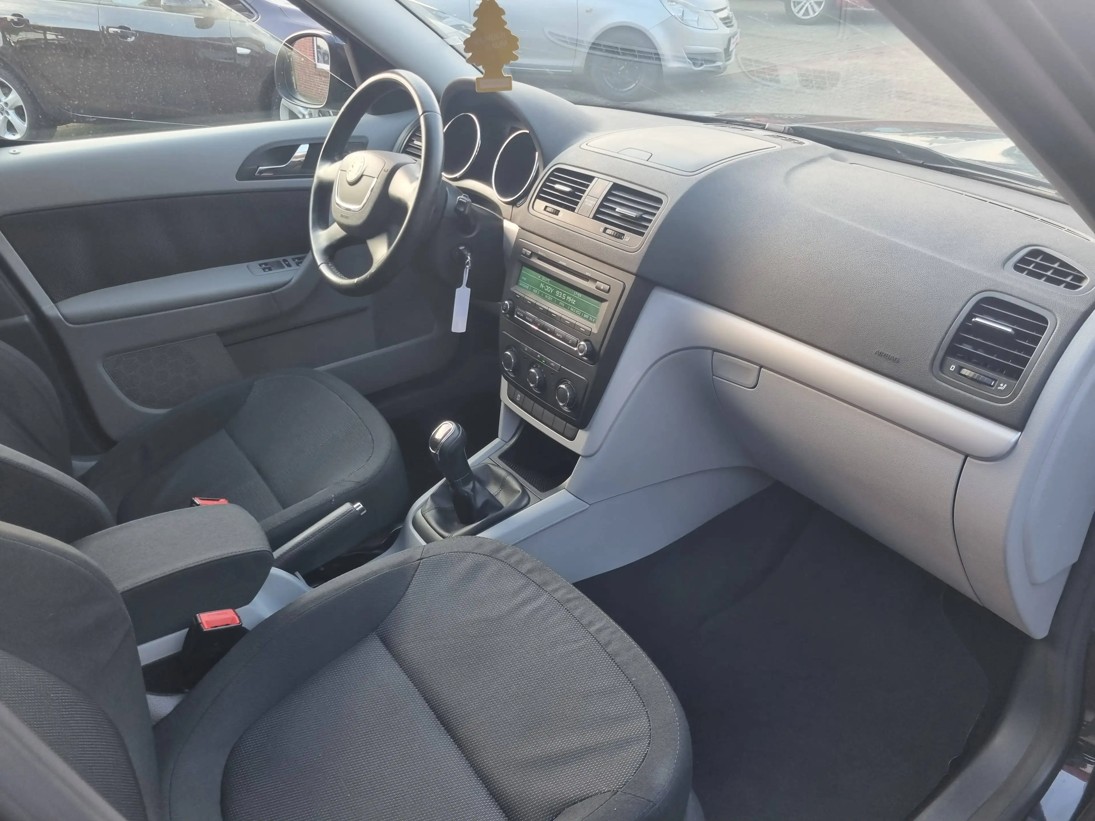 Skoda Yeti Yeti 1.4 TSI Ambition — photo 10
