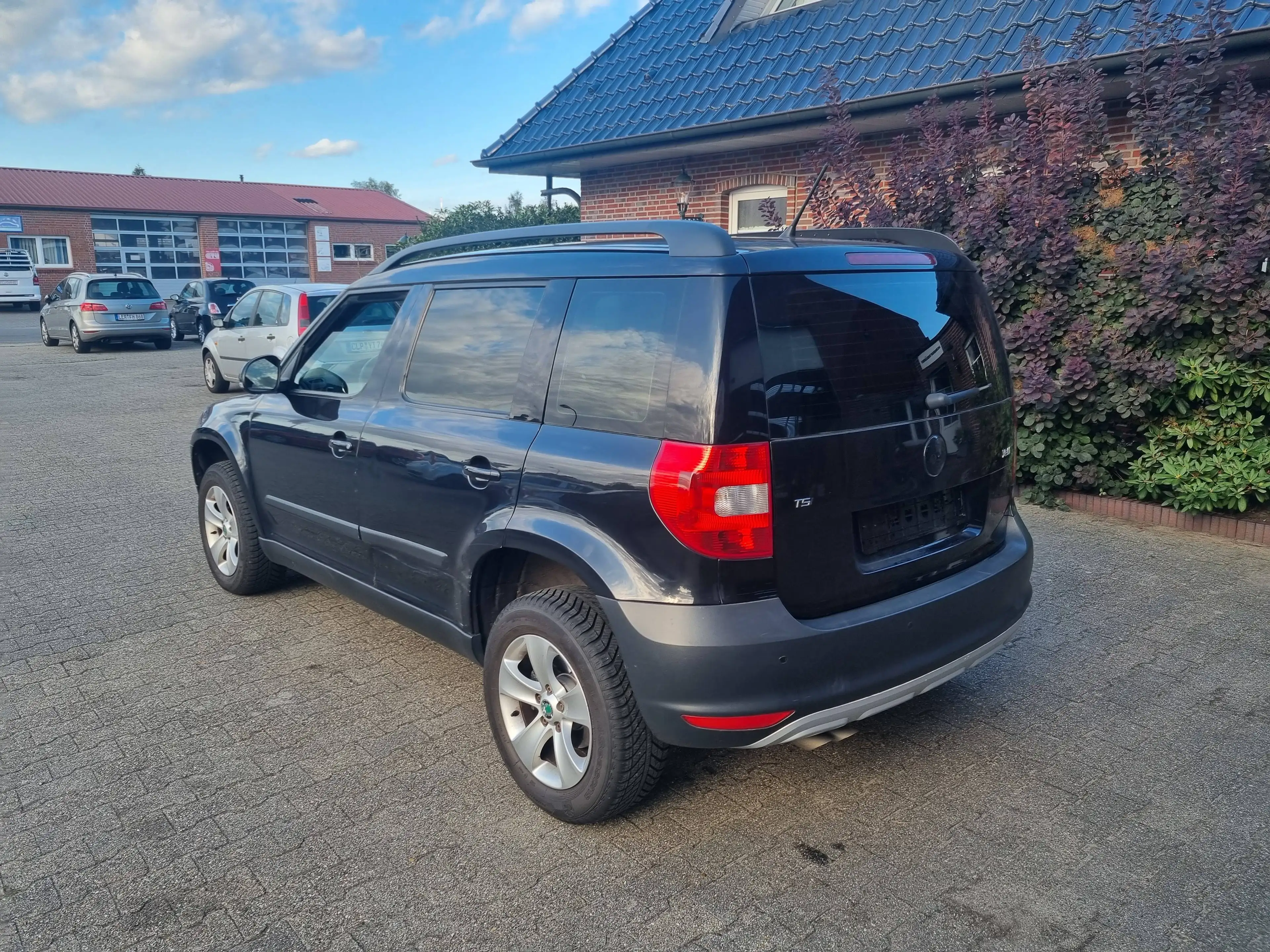 Skoda Yeti Yeti 1.4 TSI Ambition — photo 3