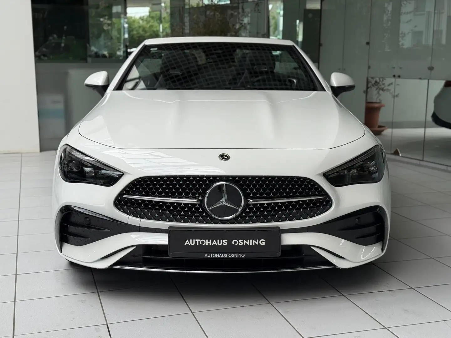 Mercedes-Benz CLE 300 4Matic Cabrio AMG Premium HUD BURMESTER Blanc - 2