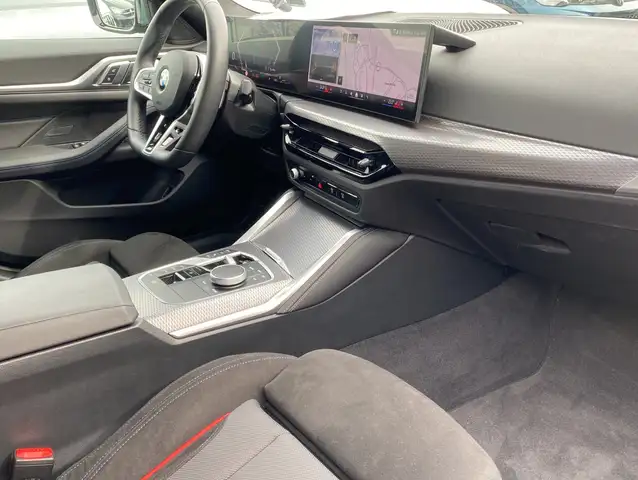 BMW M view 14