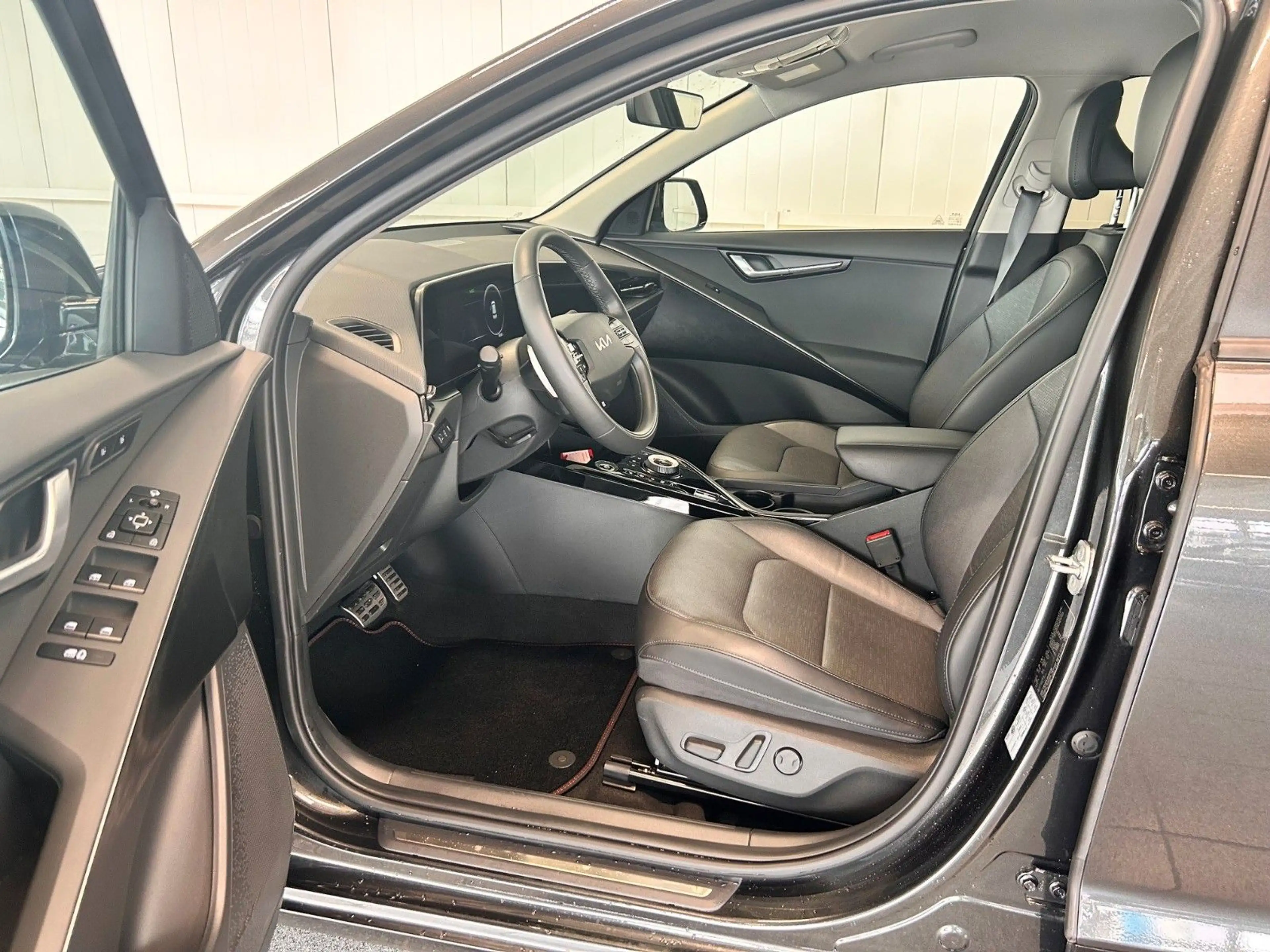 Kia Niro EV Inspiration WP, DW, Tech, Relax, DRG — photo 7