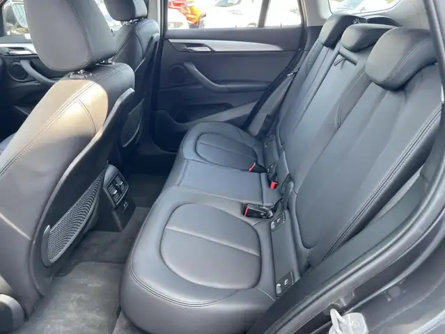 BMW X1 view 7