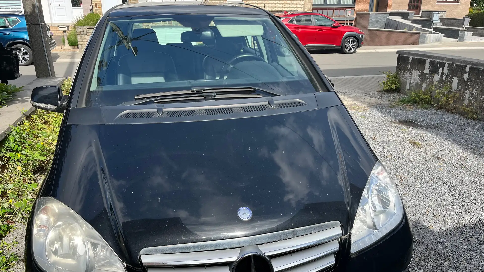 Mercedes-Benz A 180 A 180 BlueEFFICIENCY Elegance Noir - 1