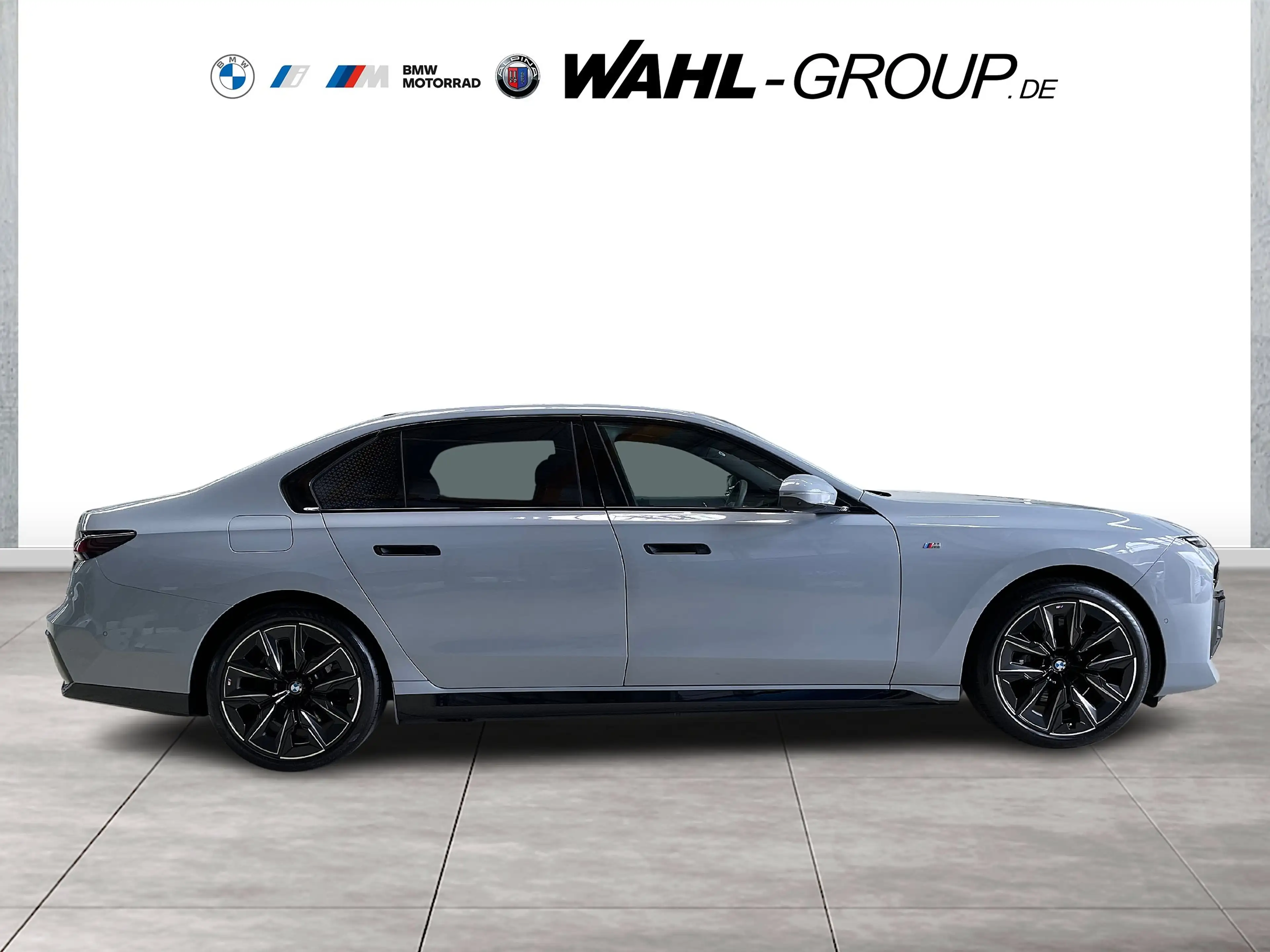 BMW i7 xDrive60 Limousine — photo 6