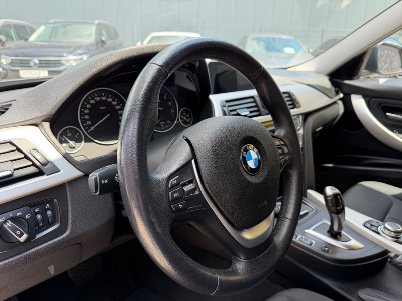BMW 318 i Advantage/AUTOMATIK/KAMERA/SHZ/KLIMAA* — photo 14