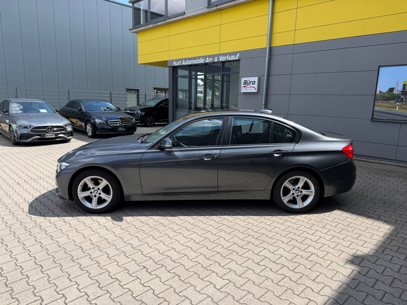 BMW 318 i Advantage/AUTOMATIK/KAMERA/SHZ/KLIMAA* — photo 6