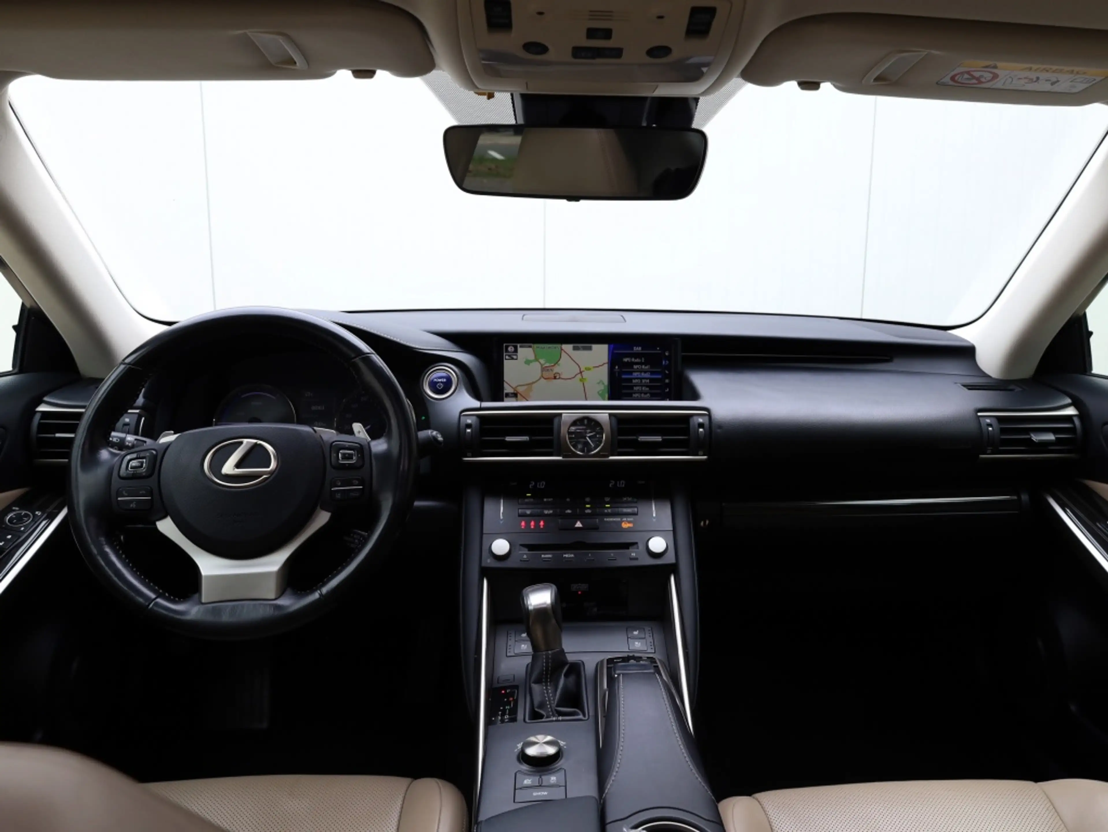 Lexus IS 300 300h Luxury Line | Mark Levinson | Schuifdak | Tre — photo 3