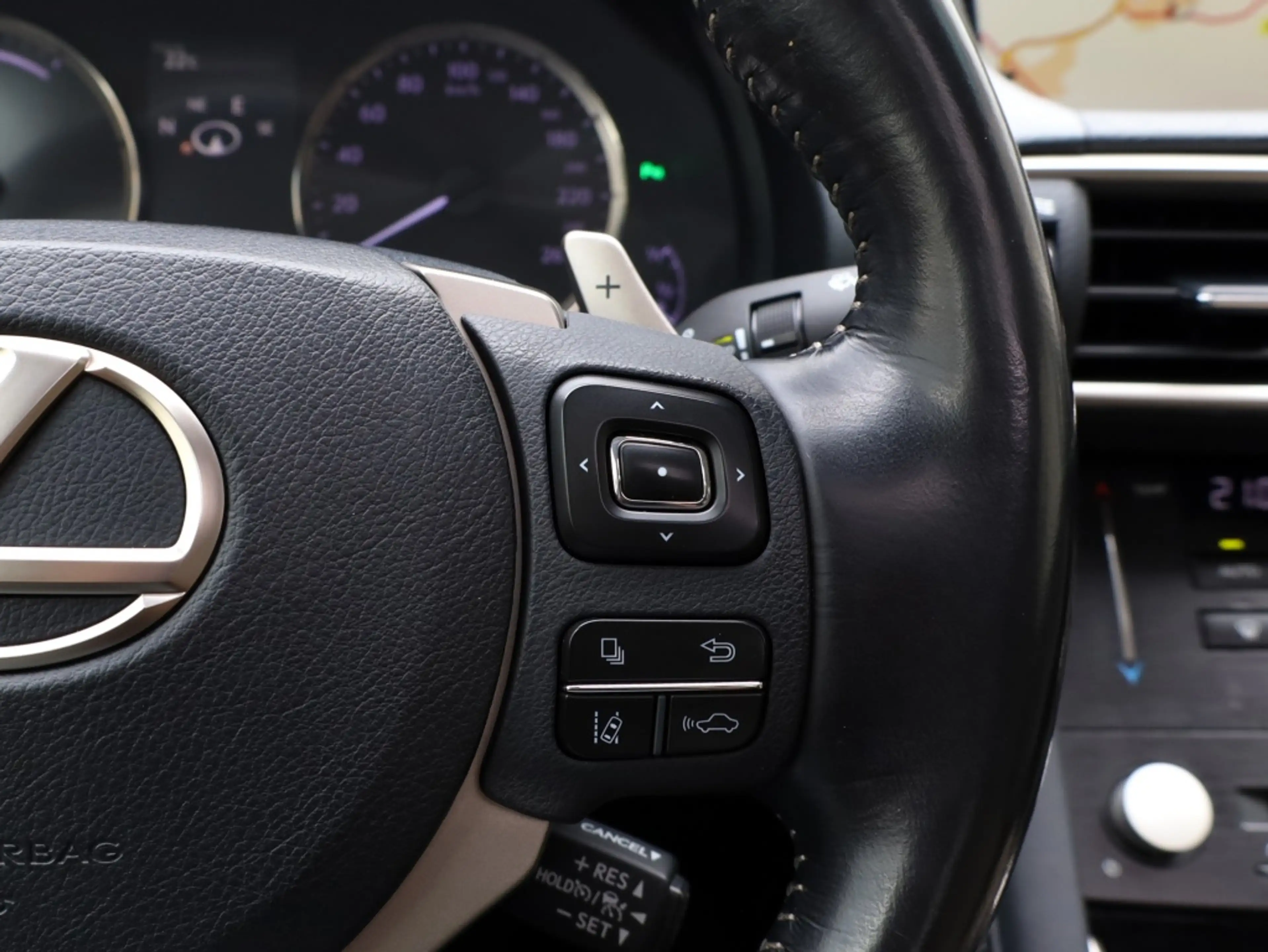 Lexus IS 300 300h Luxury Line | Mark Levinson | Schuifdak | Tre — photo 18