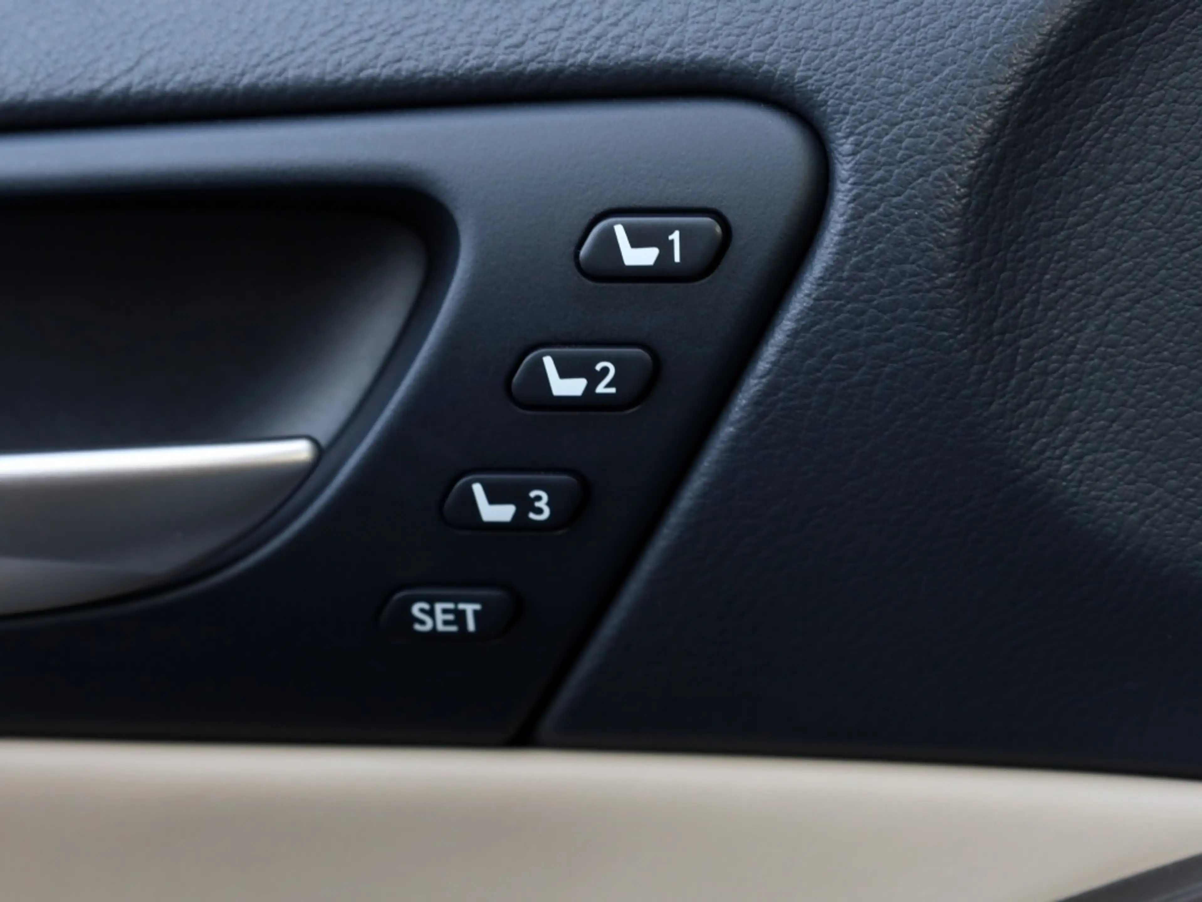Lexus IS 300 300h Luxury Line | Mark Levinson | Schuifdak | Tre — photo 25