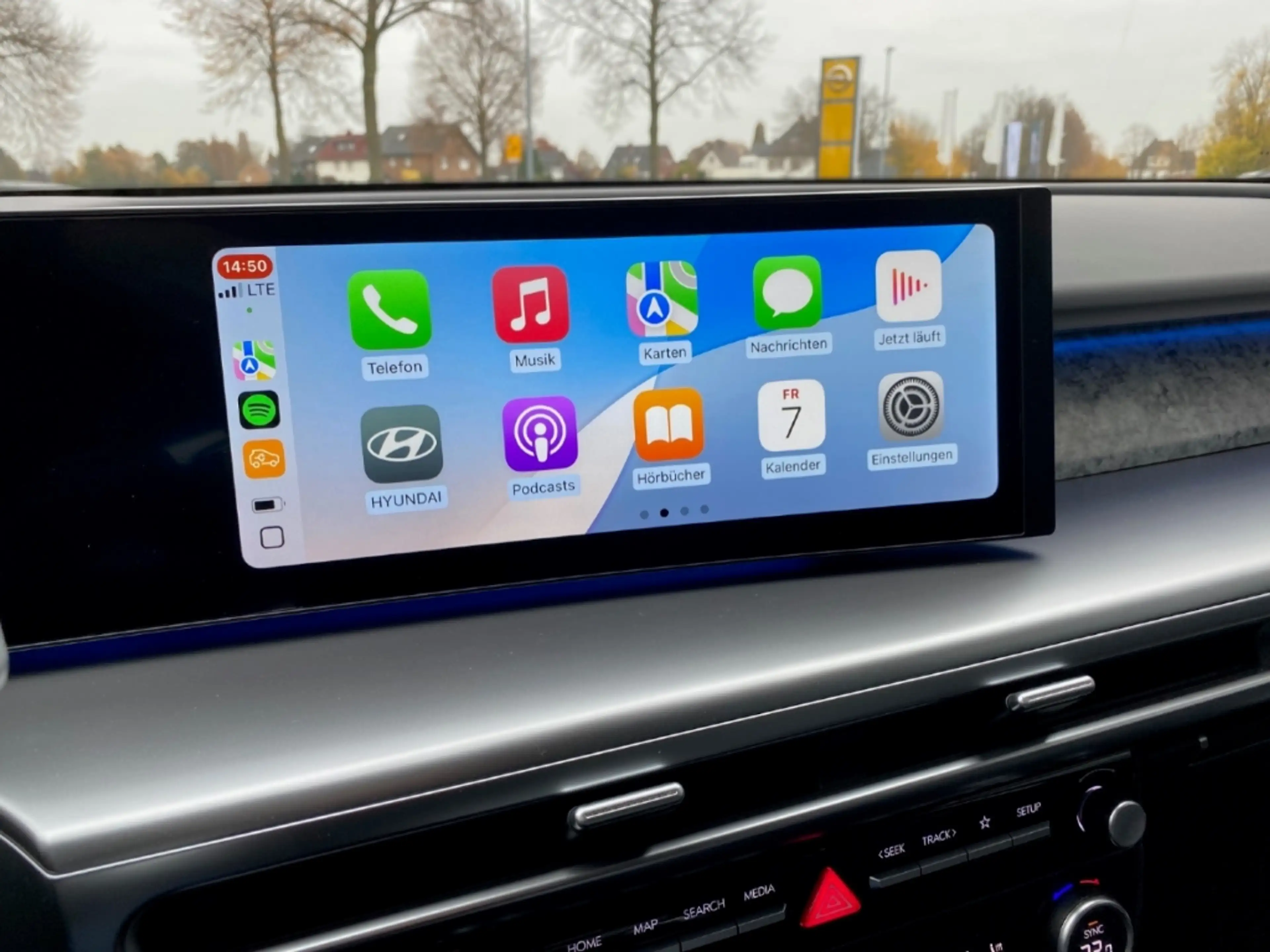 Hyundai IONIQ 9 226 kW 4WD 6 Sitzer SwivelPaket Uniq 110kWh HUD Ni — photo 4