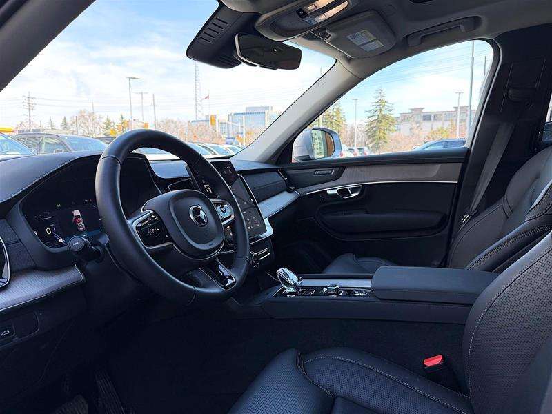 2026 Volvo XC90 B6 Ultra | 7 Pass | Nappa | Low KM | Clean thumb 8