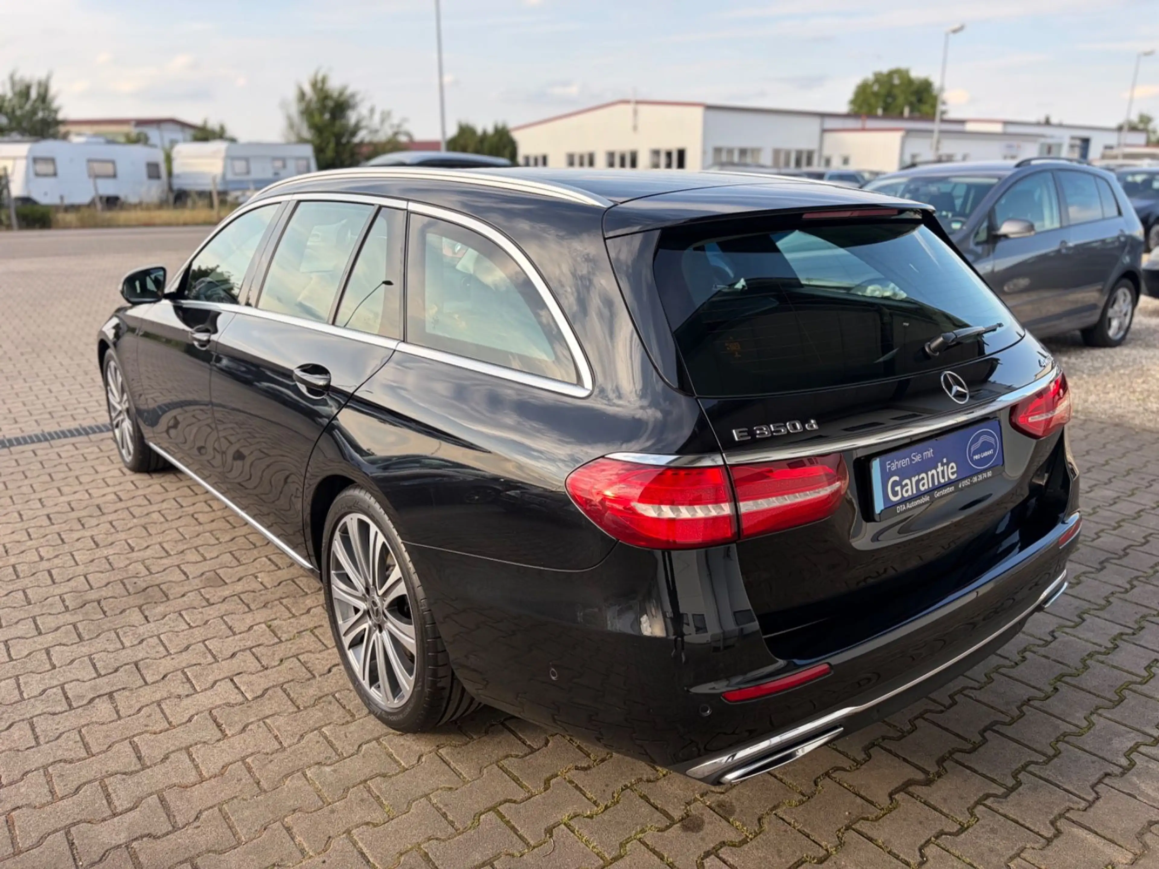 Mercedes-Benz E 350 d 4Matic Avantgarde 9G *ACC*TotW*SHD*RFK* — photo 8