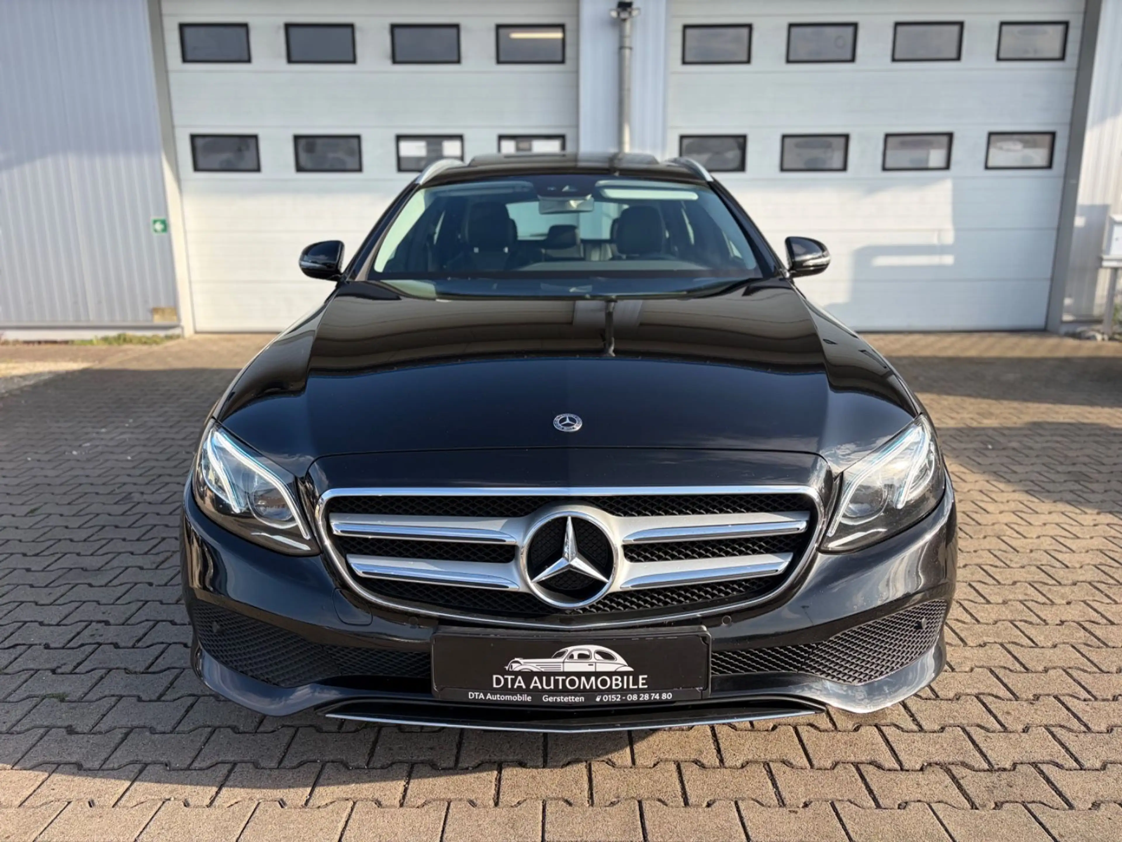Mercedes-Benz E 350 d 4Matic Avantgarde 9G *ACC*TotW*SHD*RFK* — photo 3