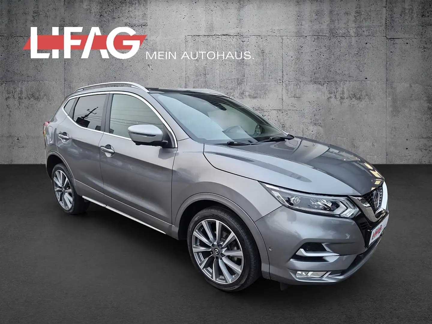 Nissan Qashqai 1,7 dCi ALL-MODE 4x4i Tekna+ *ab €16.990,-* Grau - 1