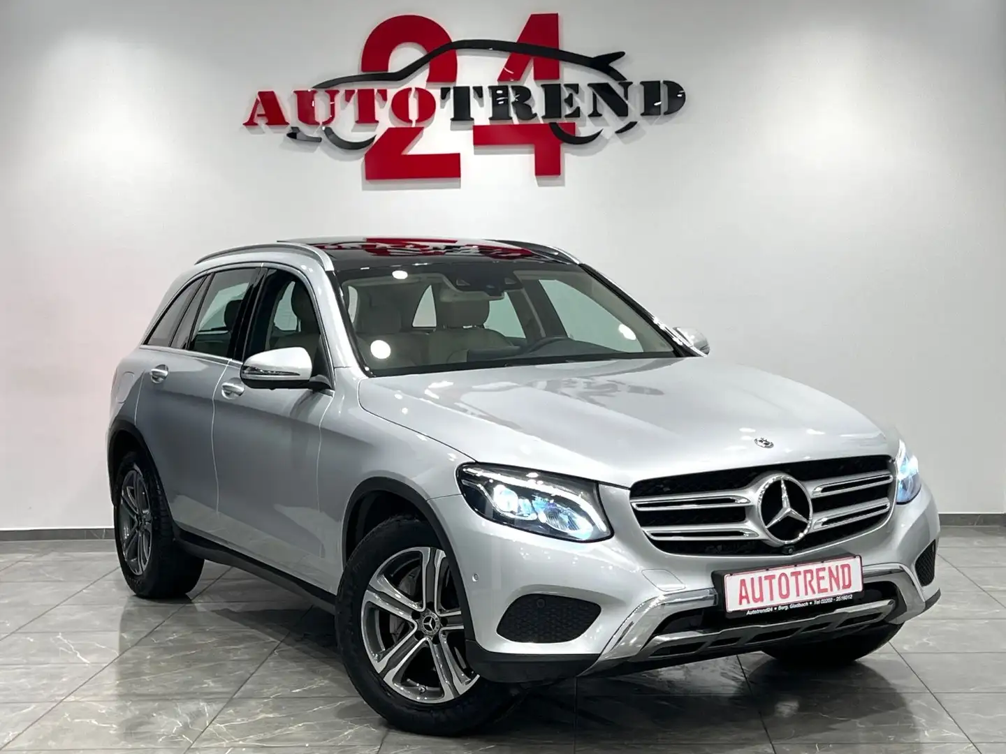 Mercedes-Benz GLC 250 d 4Matic PANORAMA+360 KAMERA+HEAD UP+LED Серебристый - 2