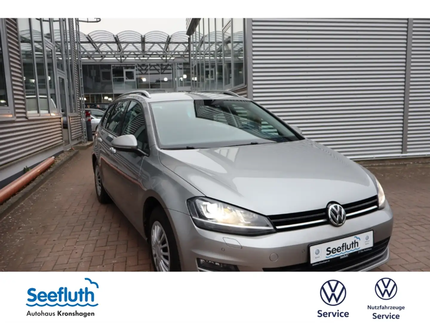 Volkswagen Golf Variant VII 1.4 TSI AHK Comfortline Ergo Sitzheizung Park Silber - 1
