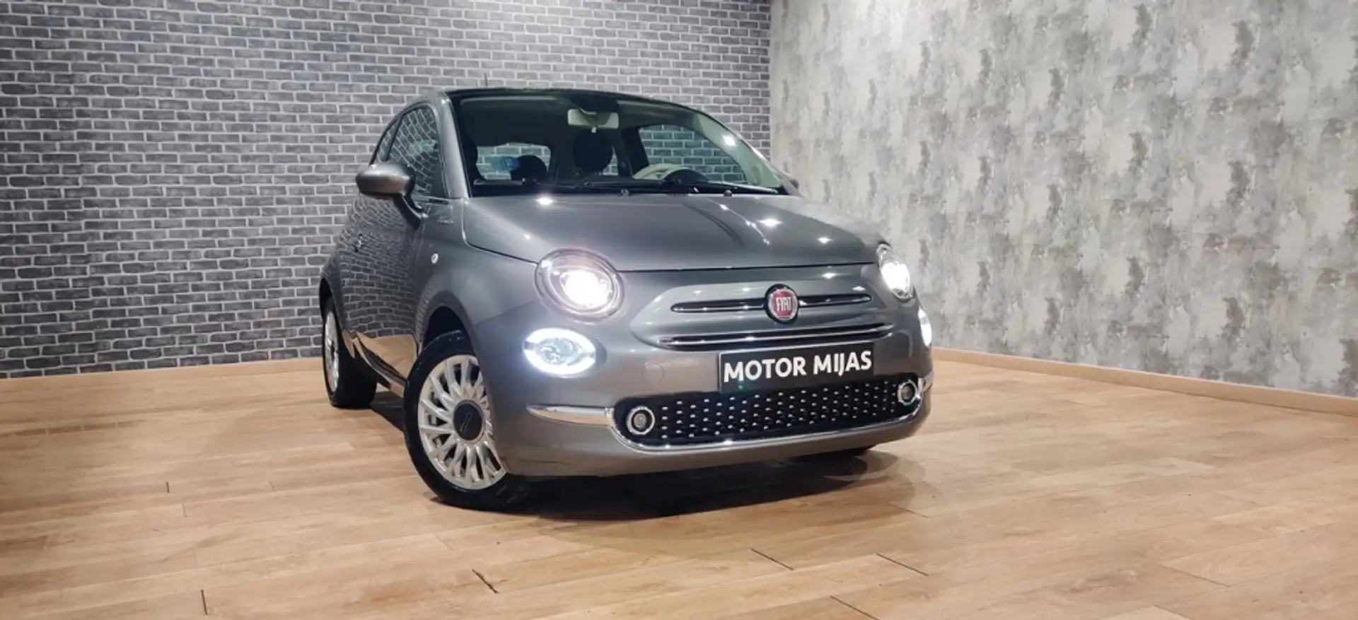 Fiat 500 1.0 Hybrid Dolcevita 52kW Gris - 1