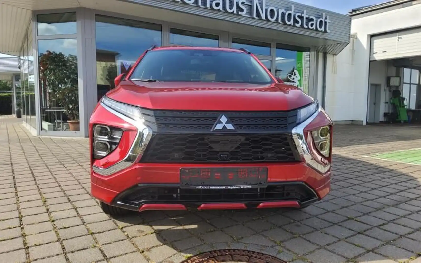 Mitsubishi Eclipse Cross Plug-in Hybrid PLUS - Select Czerwony - 2