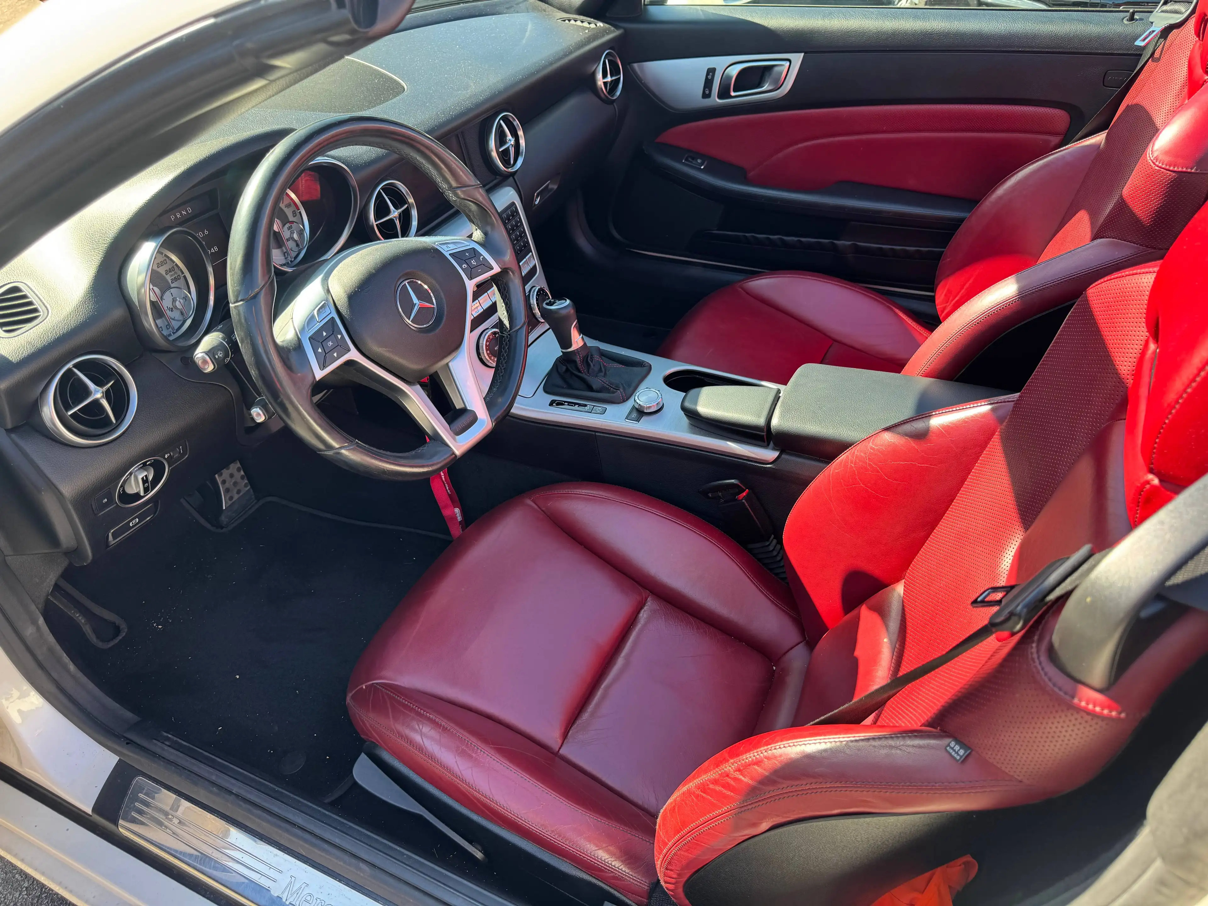 Mercedes-Benz SLK 200 SLK 200 BlueEfficiency (172.448)*LEDER ROT*19ZOLL*SPORTAUSPUFF* — photo 8