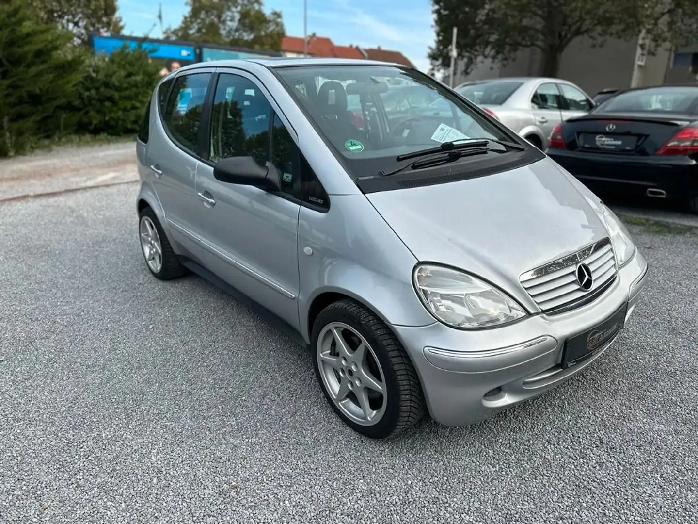 Mercedes-Benz A 190 -AUTM.-SHZ-EL.PANORAMA DACH-Tüv 02/2026 Ezüst - 1