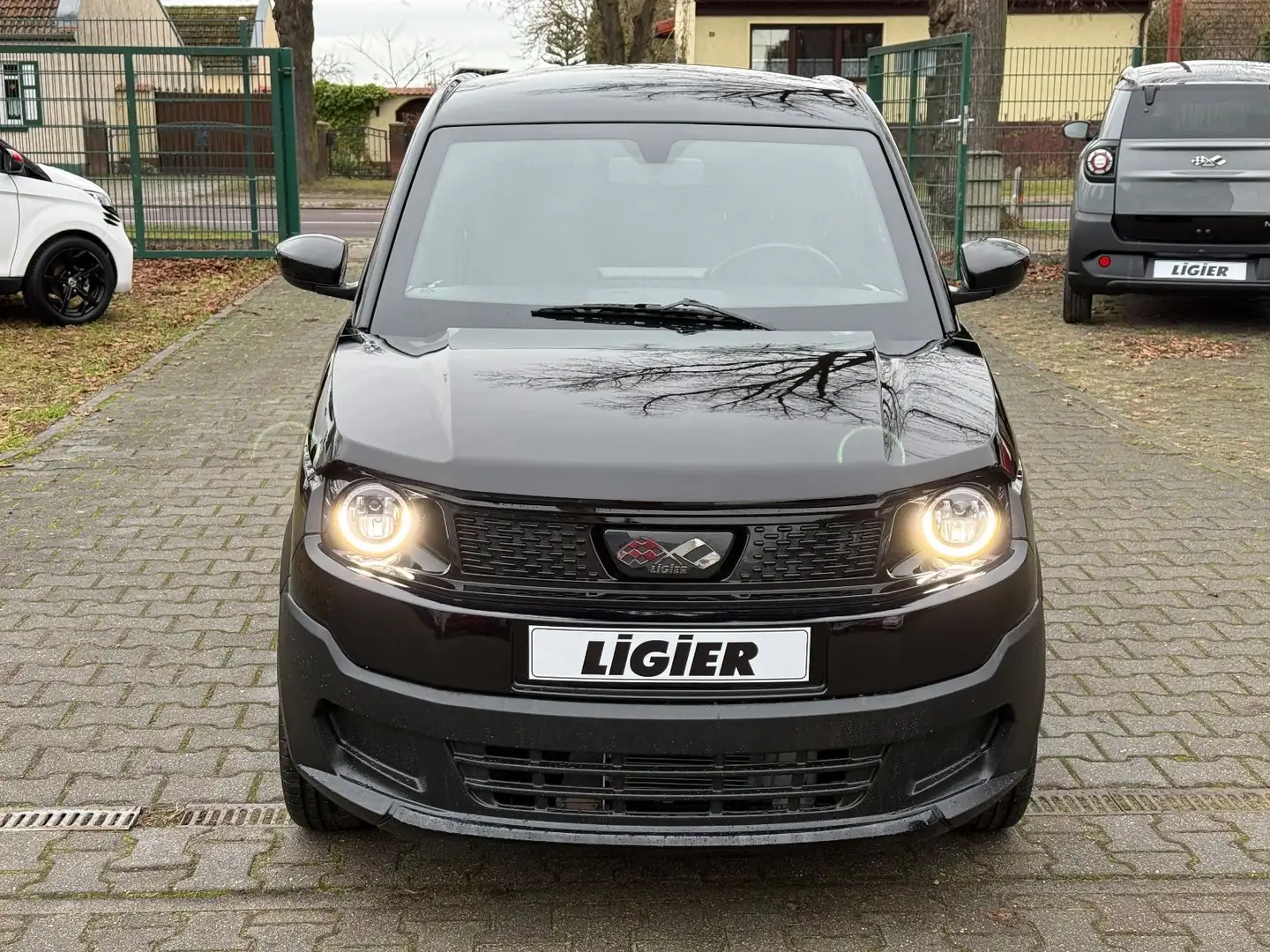 Ligier Myli Rebel X Klima Mopedauto L6e 45 KM/H Noir - 2