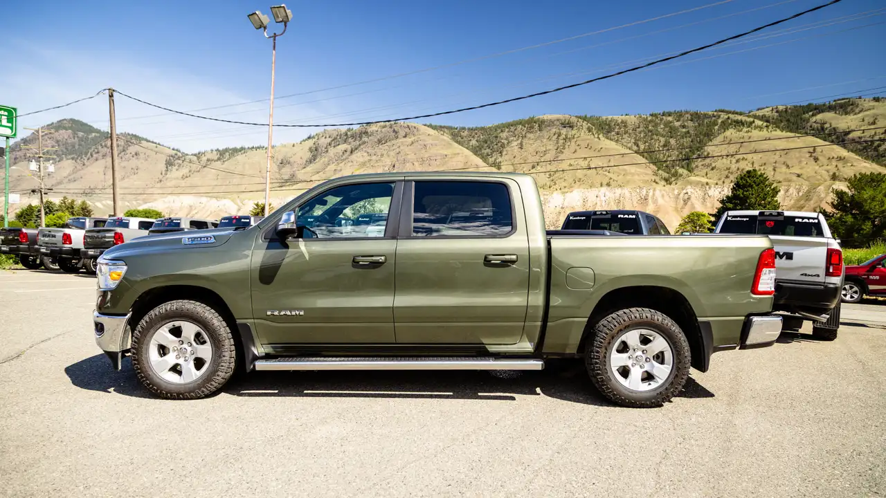 RAM 1500 снимка RAM 1500