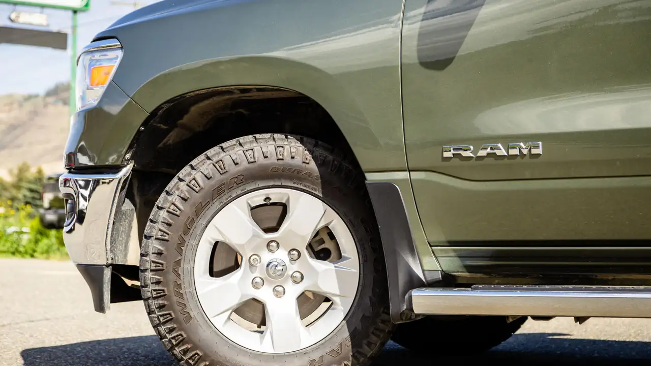 RAM 1500 снимка RAM 1500