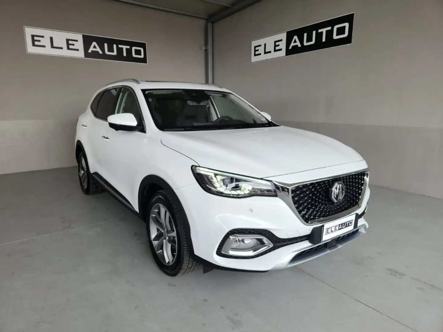 MG EHS PHEV 162cv Hybrid Luxury Tetto Apribile Blanc - 1