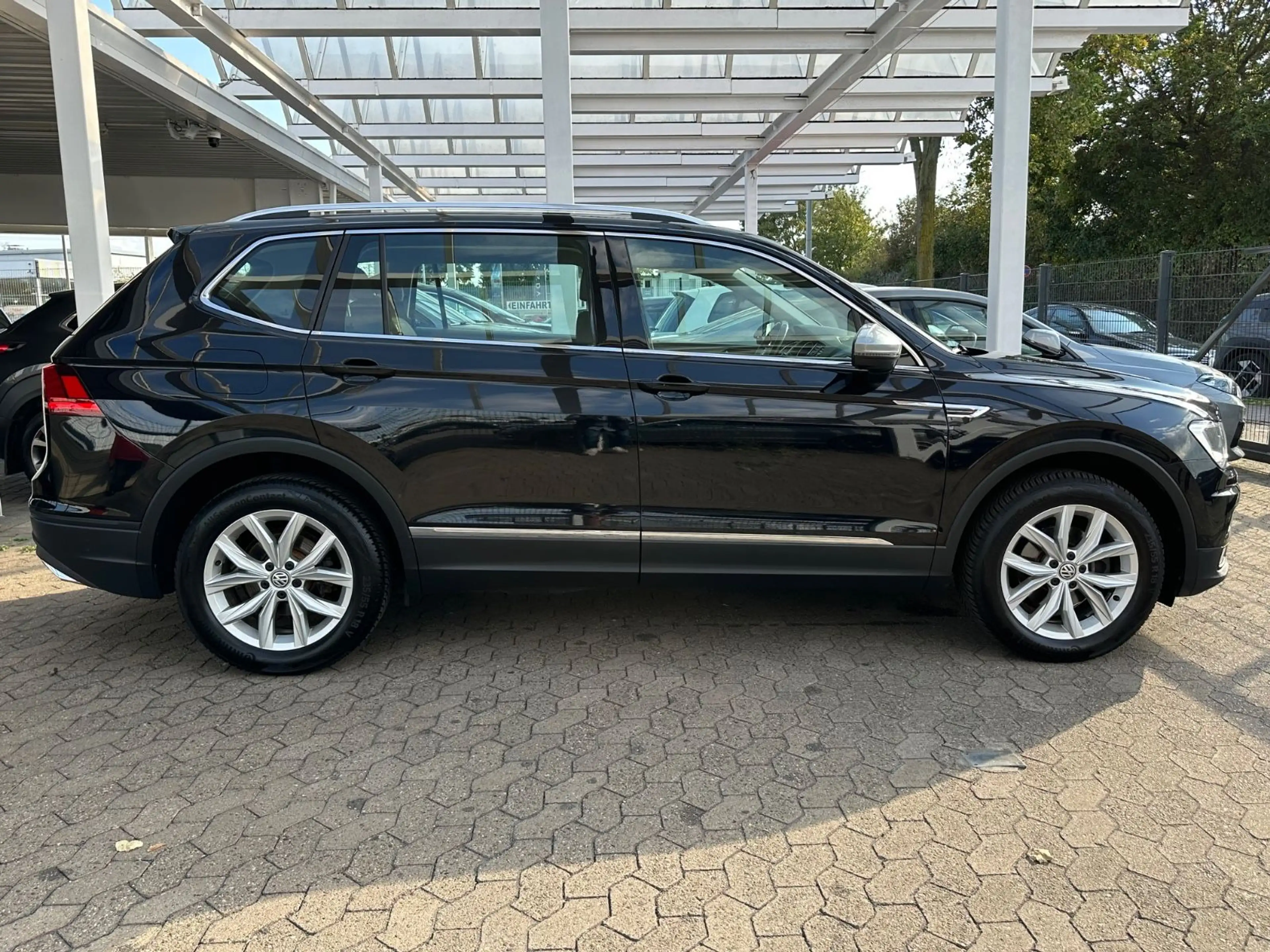 Volkswagen Tiguan Allspace Comfortline*Navi*ACC*PDC*AHK*Sit