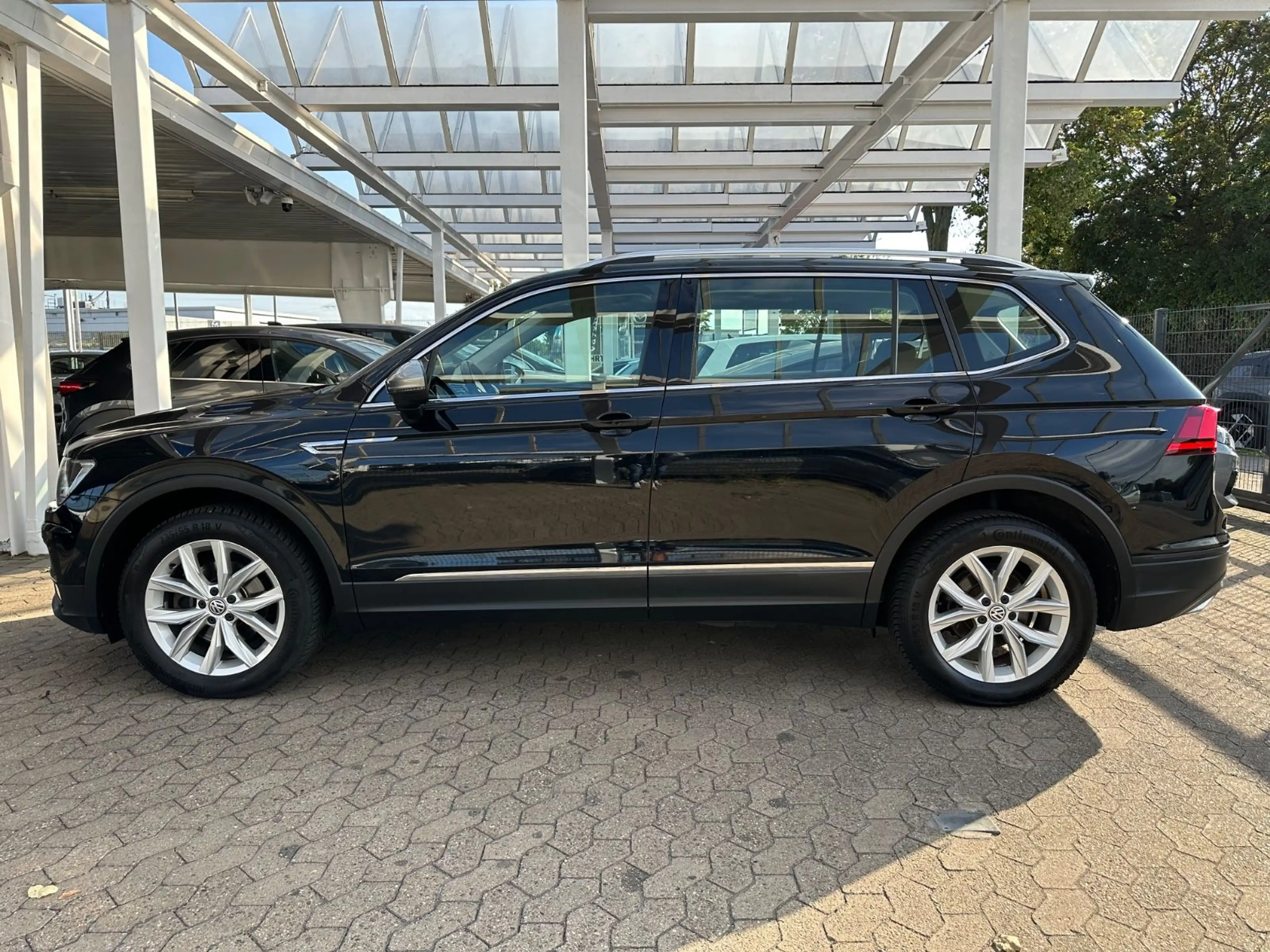 Volkswagen Tiguan Allspace Comfortline*Navi*ACC*PDC*AHK*Sit — photo 9