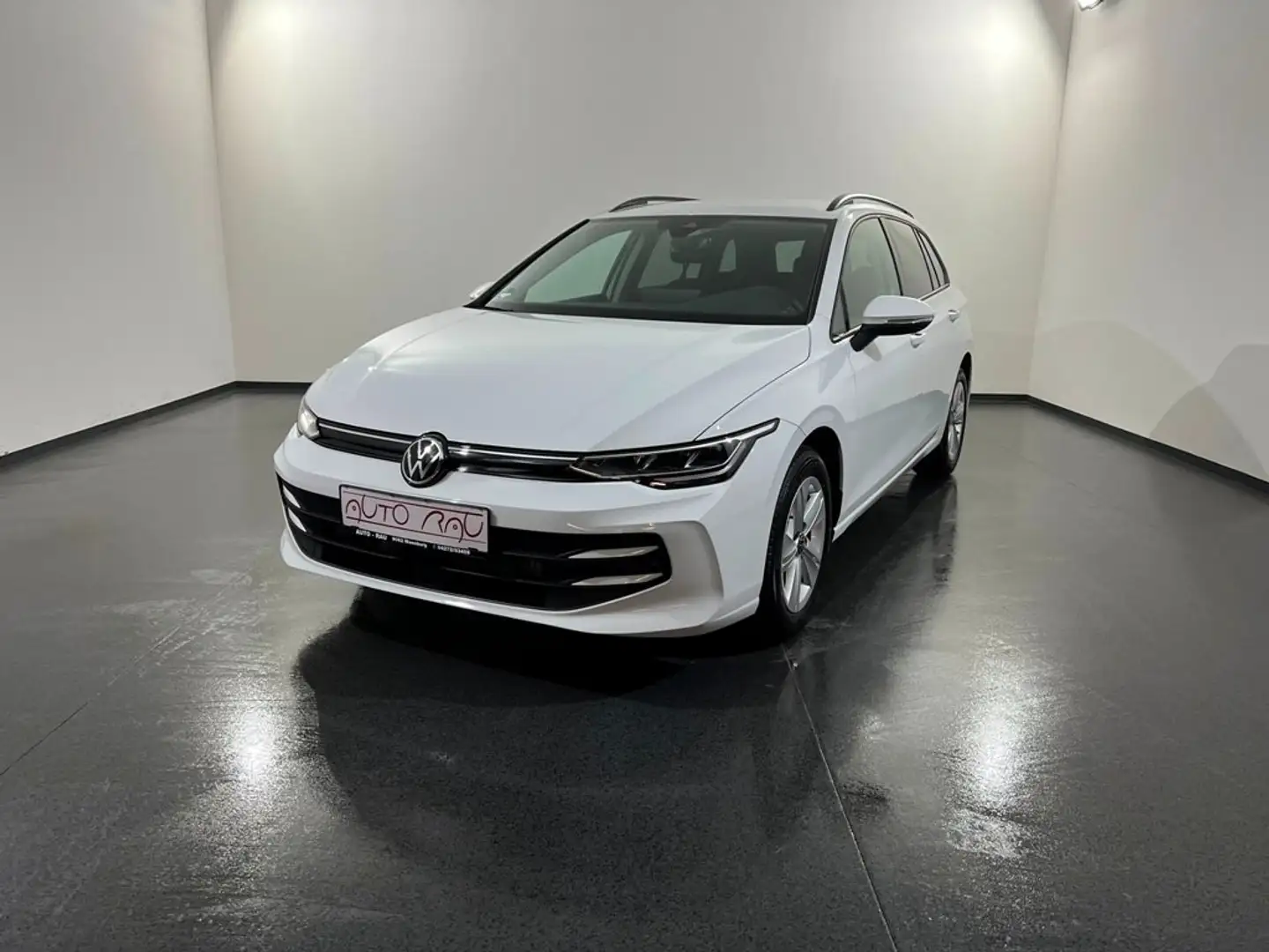 Volkswagen Golf Variant 1.5 TSI Life *360CAM*LED*ACC* Weiß - 2