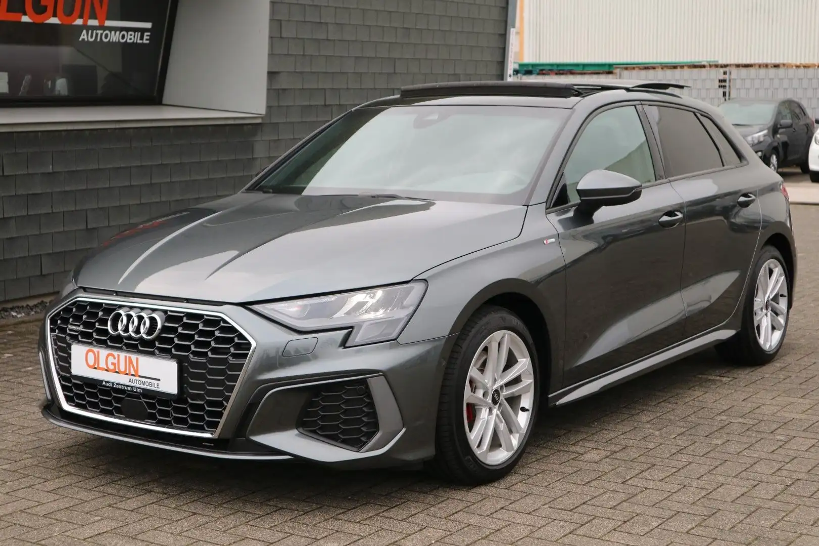 Audi A3 40 TDI quattro S-line *PANO*AMBIENTE*DYNAMIK* Gris - 1