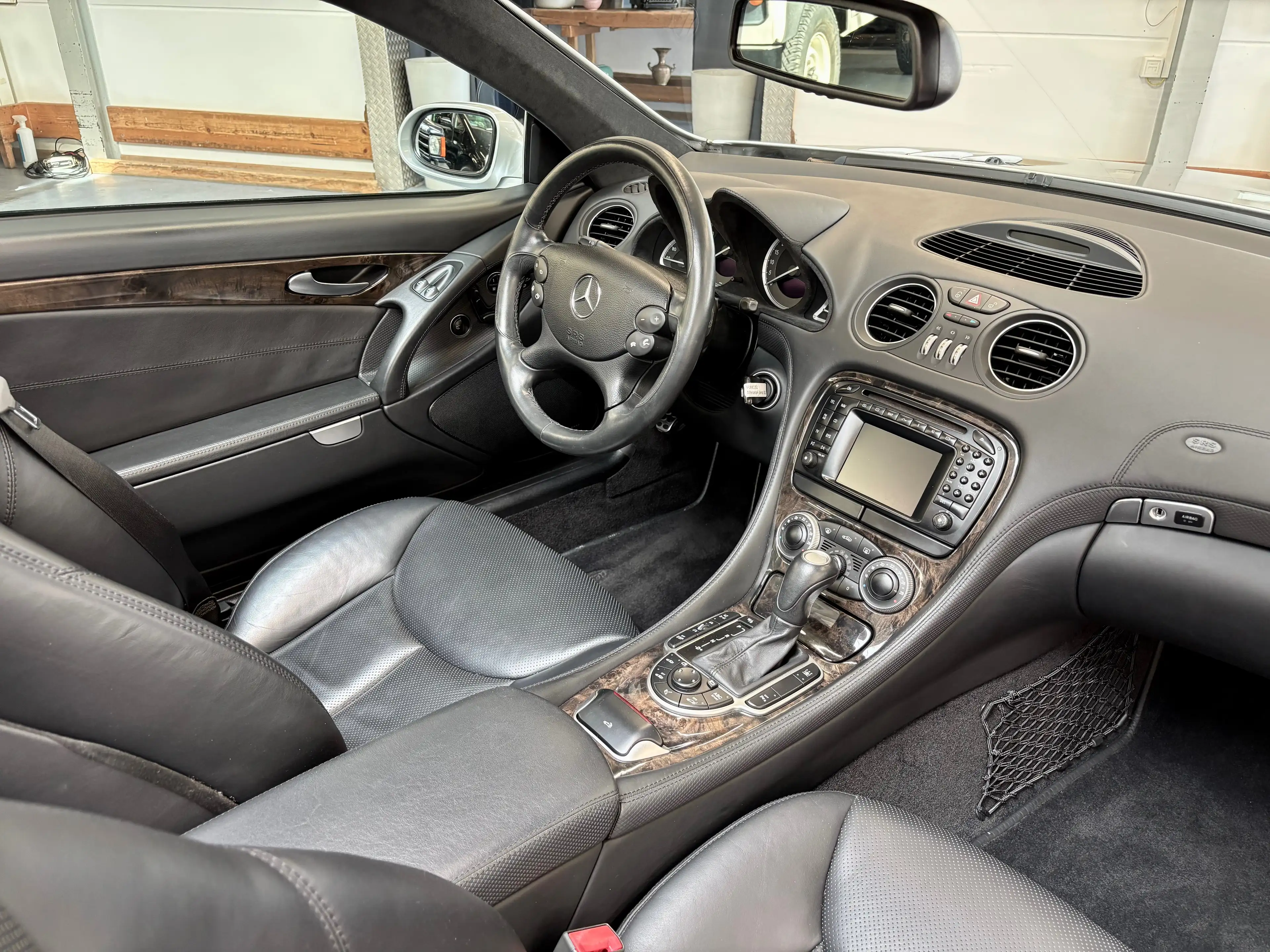 Mercedes-Benz SL 500 SL 500 DESIGNO BI-Xenon PDC Massage BOSE Vollausstattung 2.Hand — photo 10