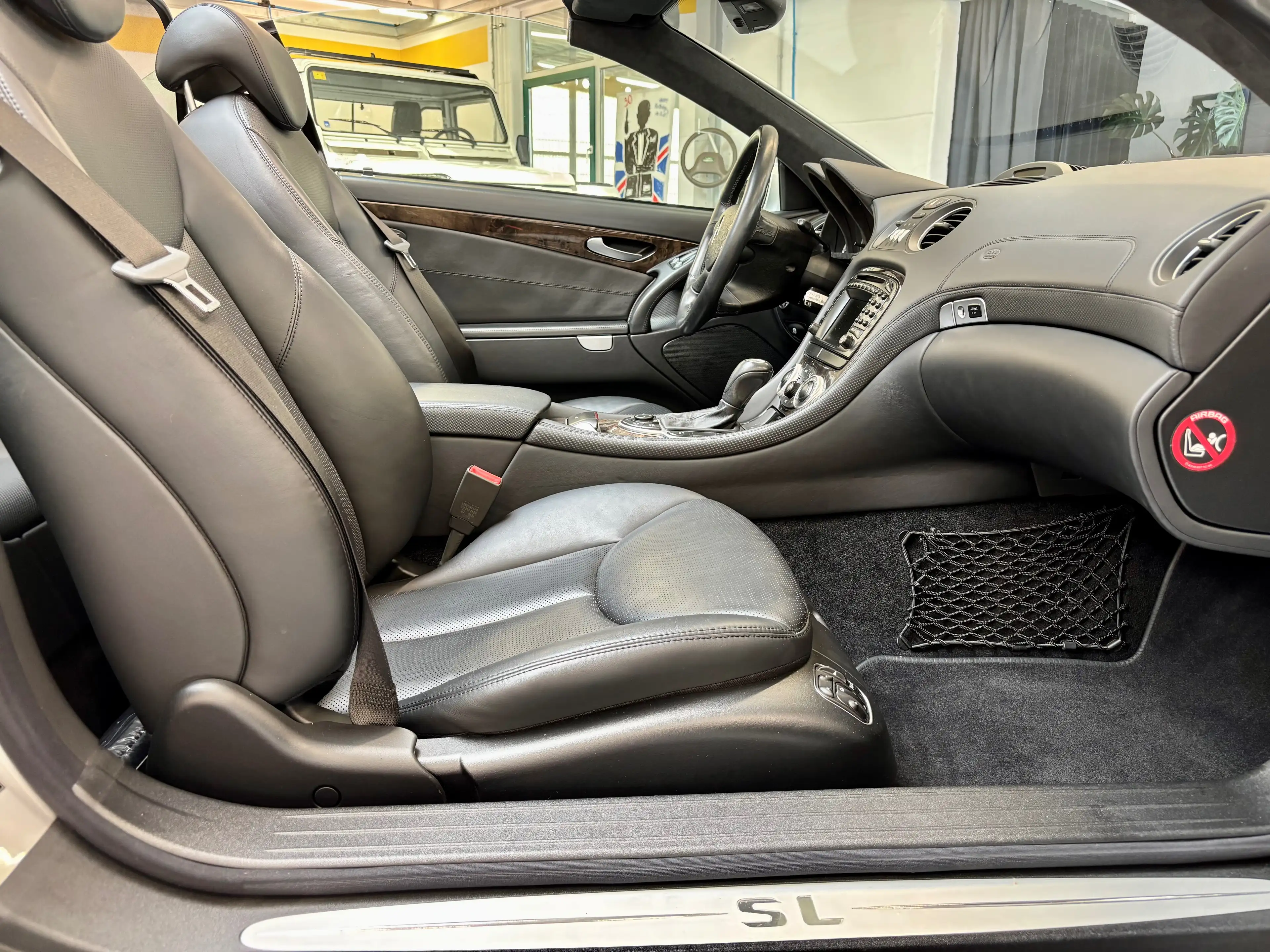 Mercedes-Benz SL 500 SL 500 DESIGNO BI-Xenon PDC Massage BOSE Vollausstattung 2.Hand — photo 6