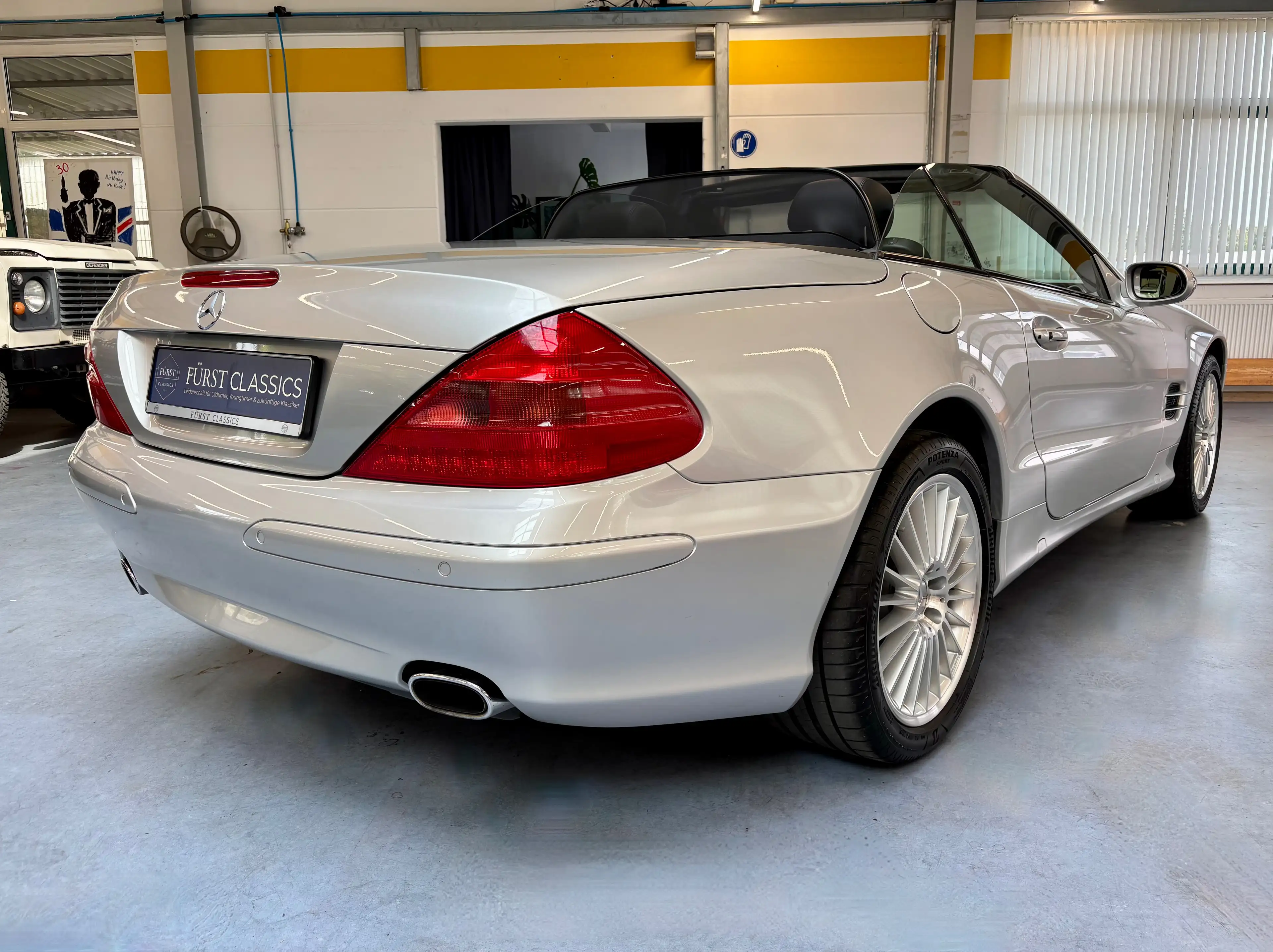 Mercedes-Benz SL 500 SL 500 DESIGNO BI-Xenon PDC Massage BOSE Vollausstattung 2.Hand — photo 4