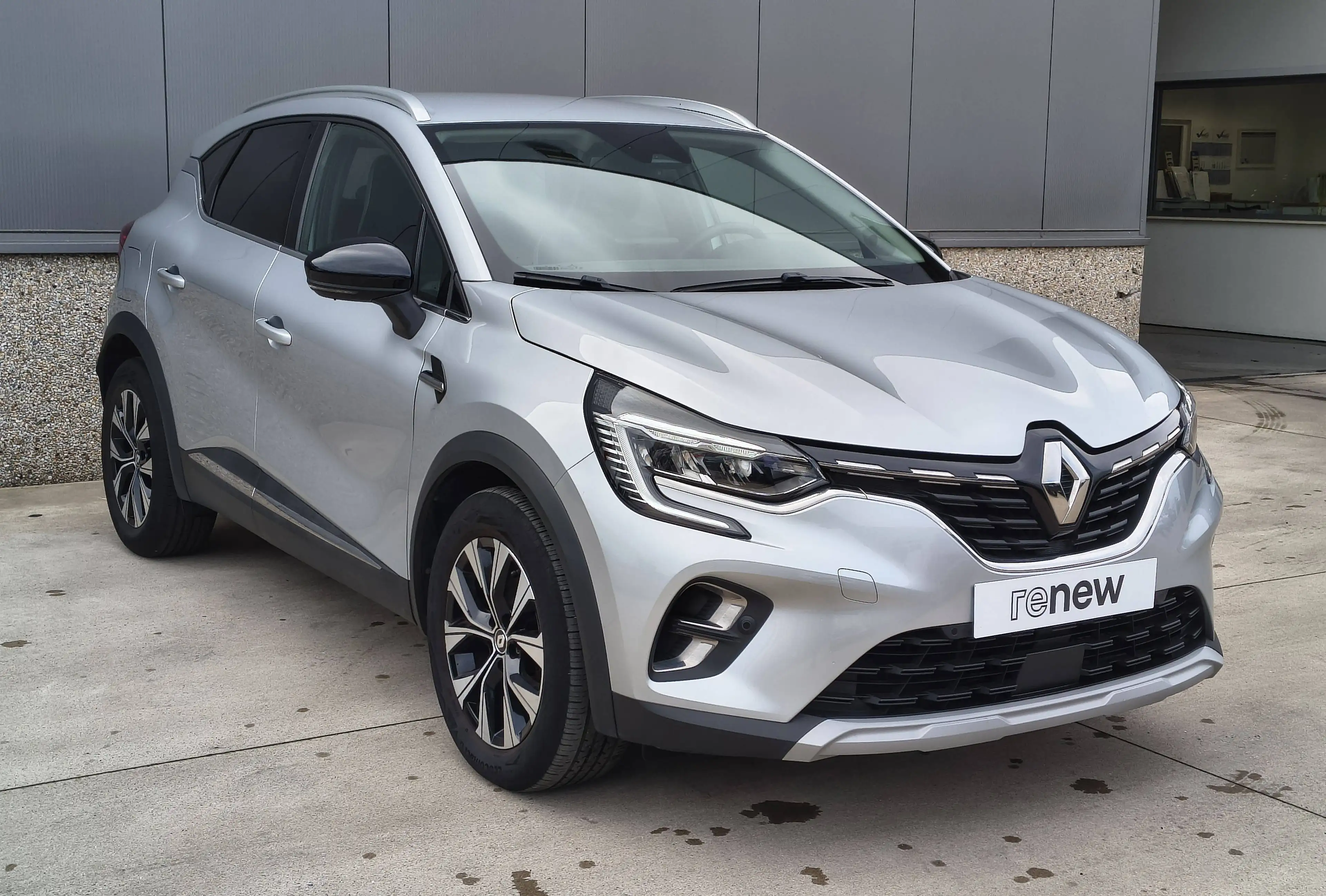 Renault Captur Captur 1.33 TCe Intens EDC GPF (EU6D) — photo 2