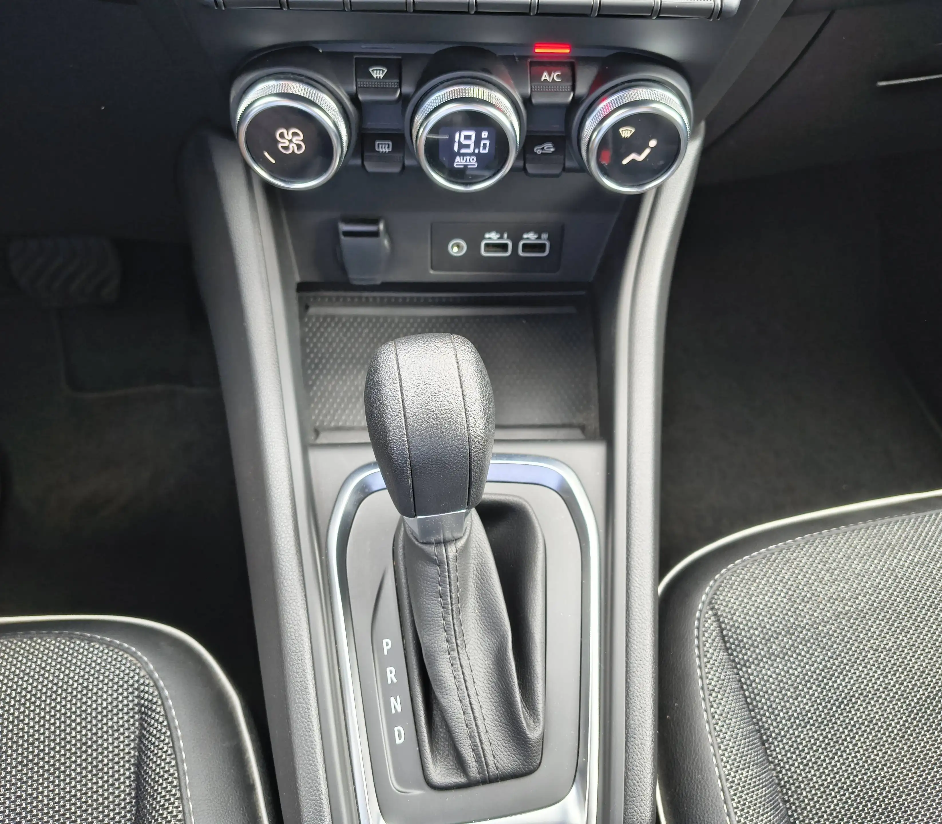 Renault Captur Captur 1.33 TCe Intens EDC GPF (EU6D) — photo 15