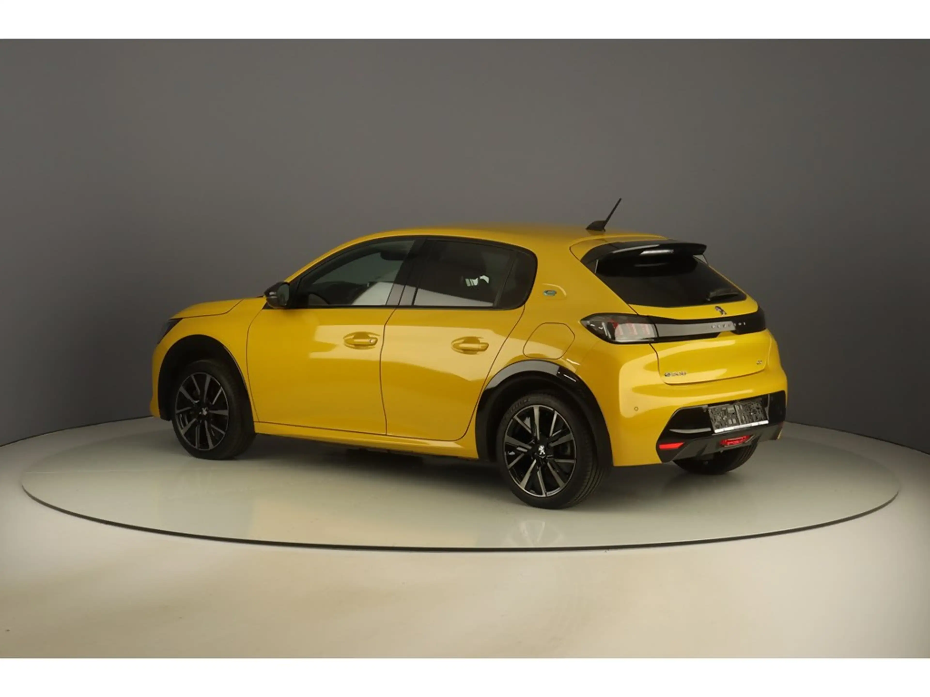 Peugeot e-208 136pk GT-Line — photo 3