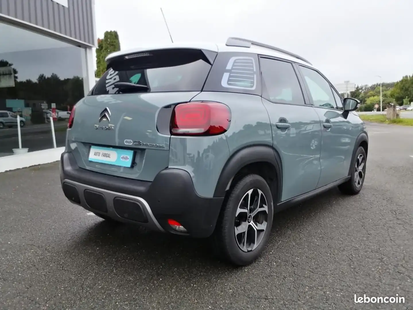 Citroen C3 Aircross Citroën BlueHDi 110 S&S BVM6 Shine Gris - 2