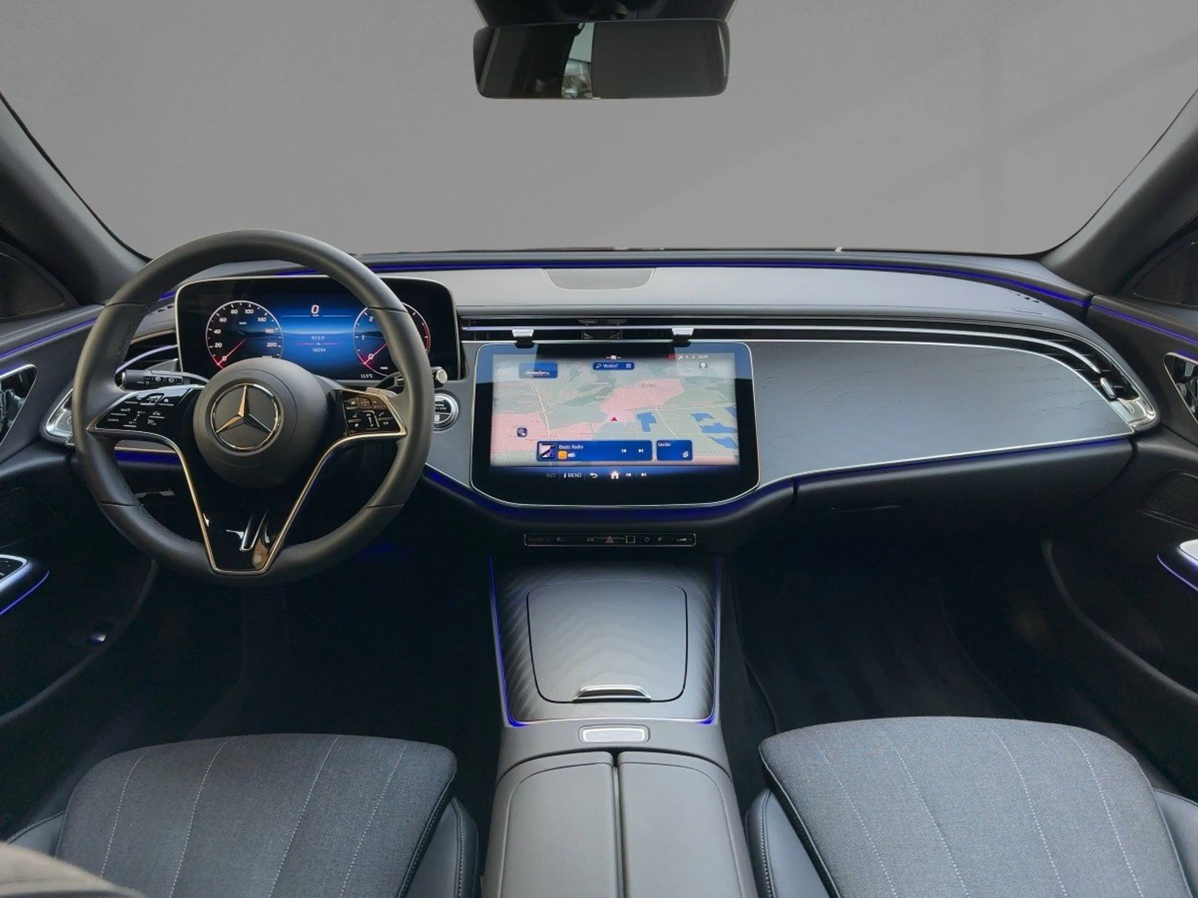 Mercedes-Benz E 220 d 4M T AVANTGARDE NP: 85.384 ADVANCED+ AHV — photo 10