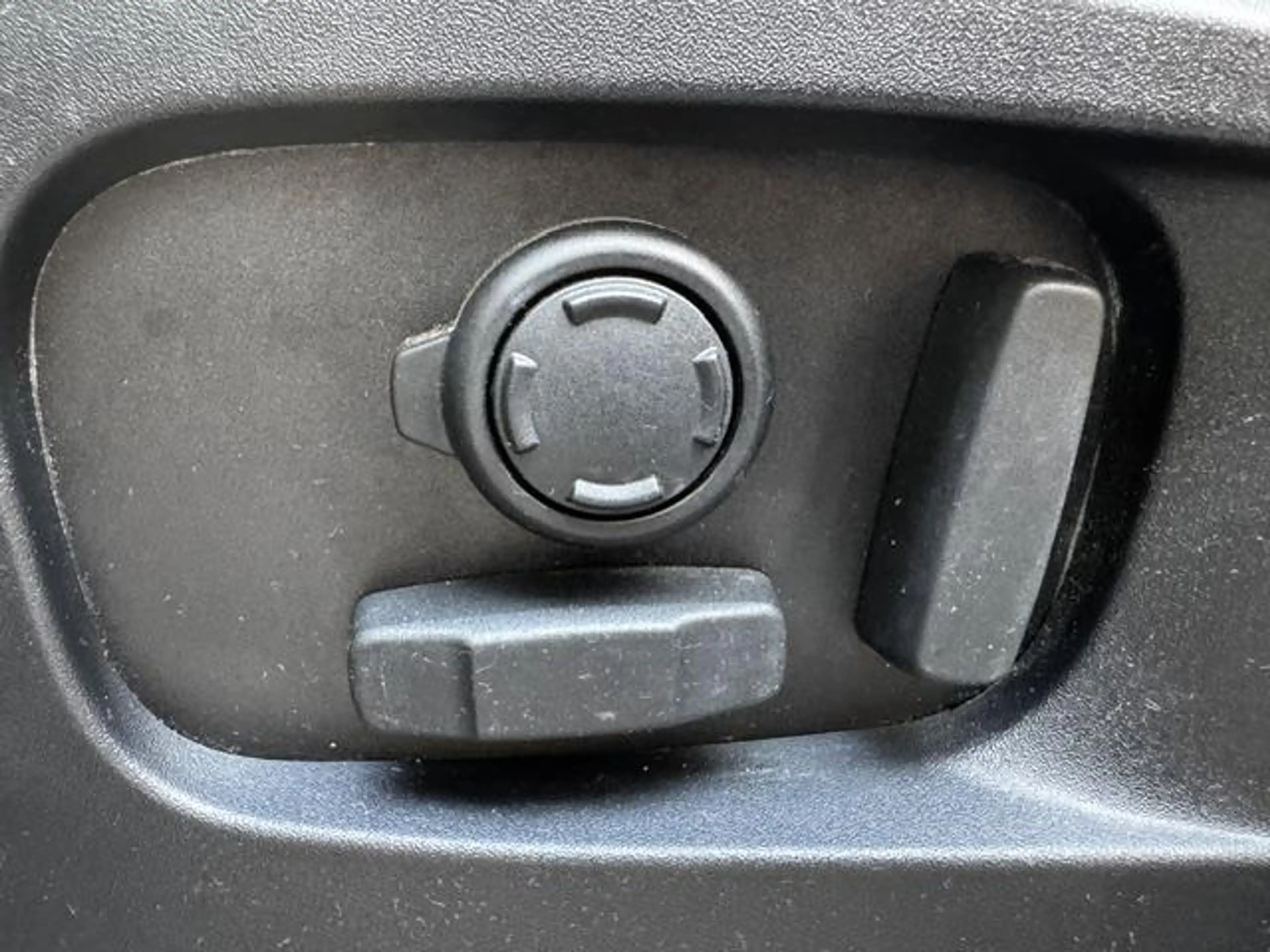 Land Rover Defender 110 2.0 P400e 110 X-Dynamic HSE BTW auto, Full opt — photo 23