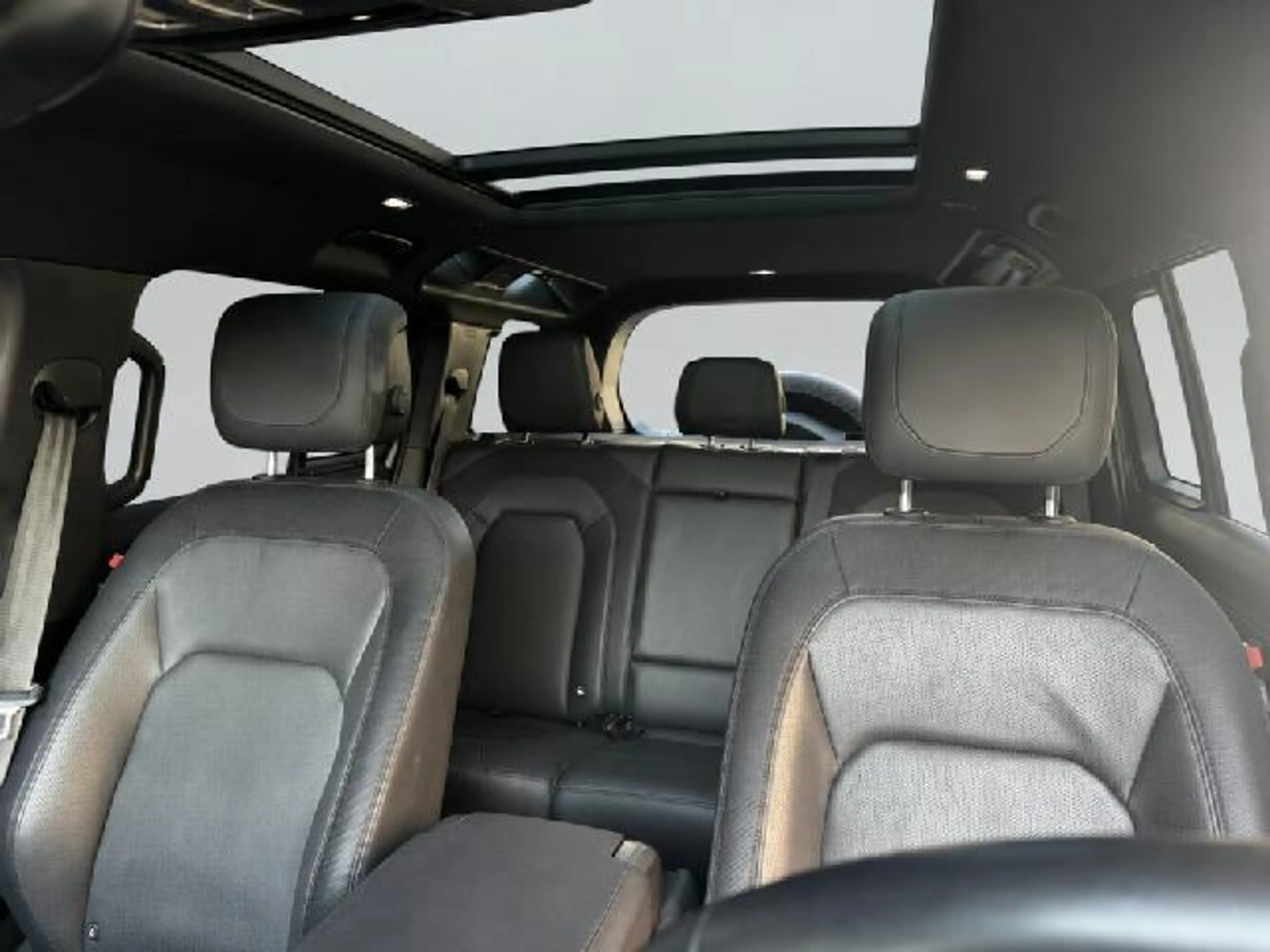 Land Rover Defender 110 2.0 P400e 110 X-Dynamic HSE BTW auto, Full opt — photo 5