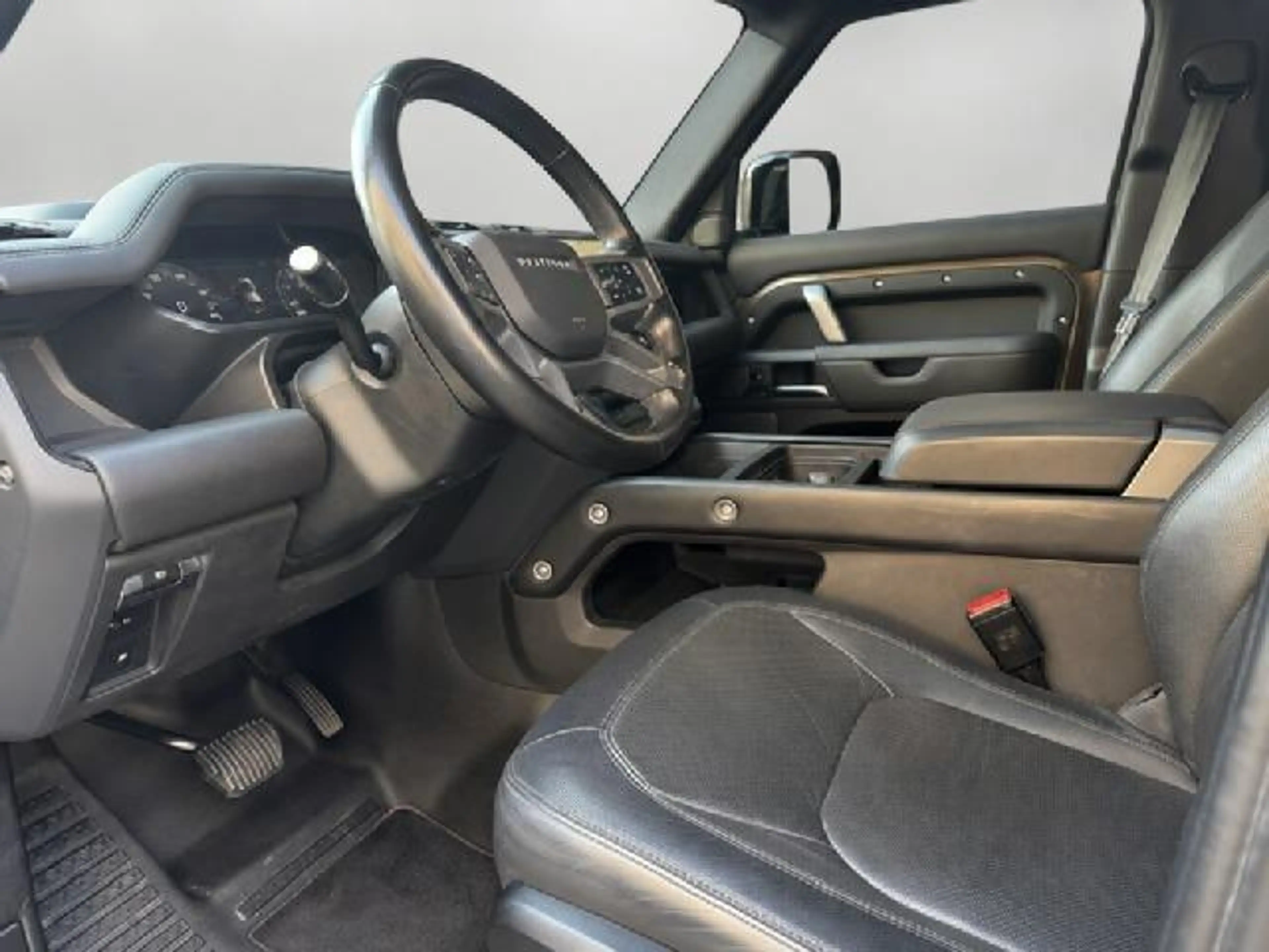 Land Rover Defender 110 2.0 P400e 110 X-Dynamic HSE BTW auto, Full opt — photo 7